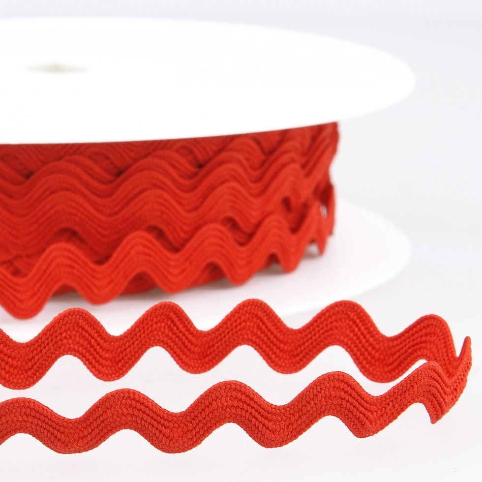 Stephanoise Ric Rac Trim Red