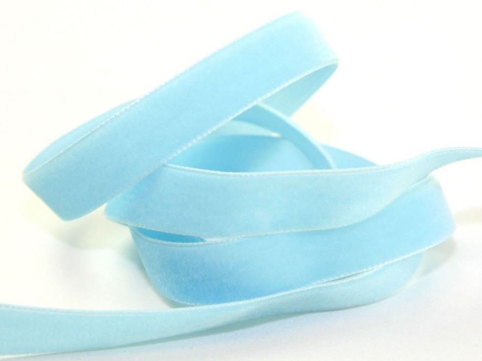Berisfords 9625 Hortensia Velvet Ribbon Mini Roll