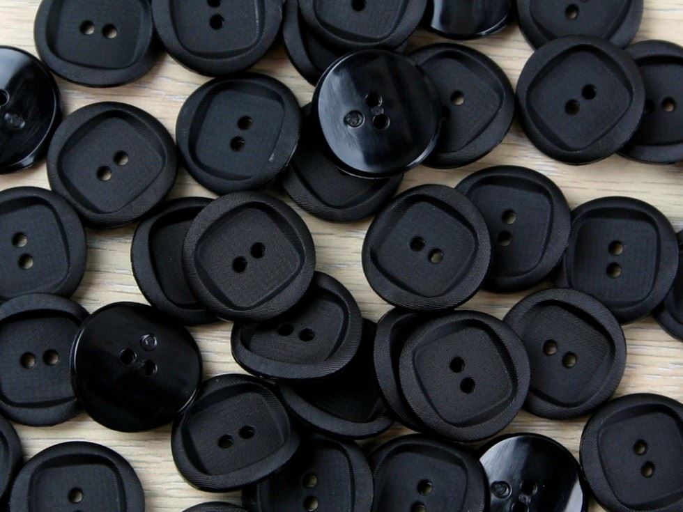 Trimits Black Round Plastic Buttons (Value Pack)