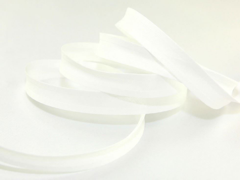 White 6301 Cotton Bias Binding Tape (Value Roll)
