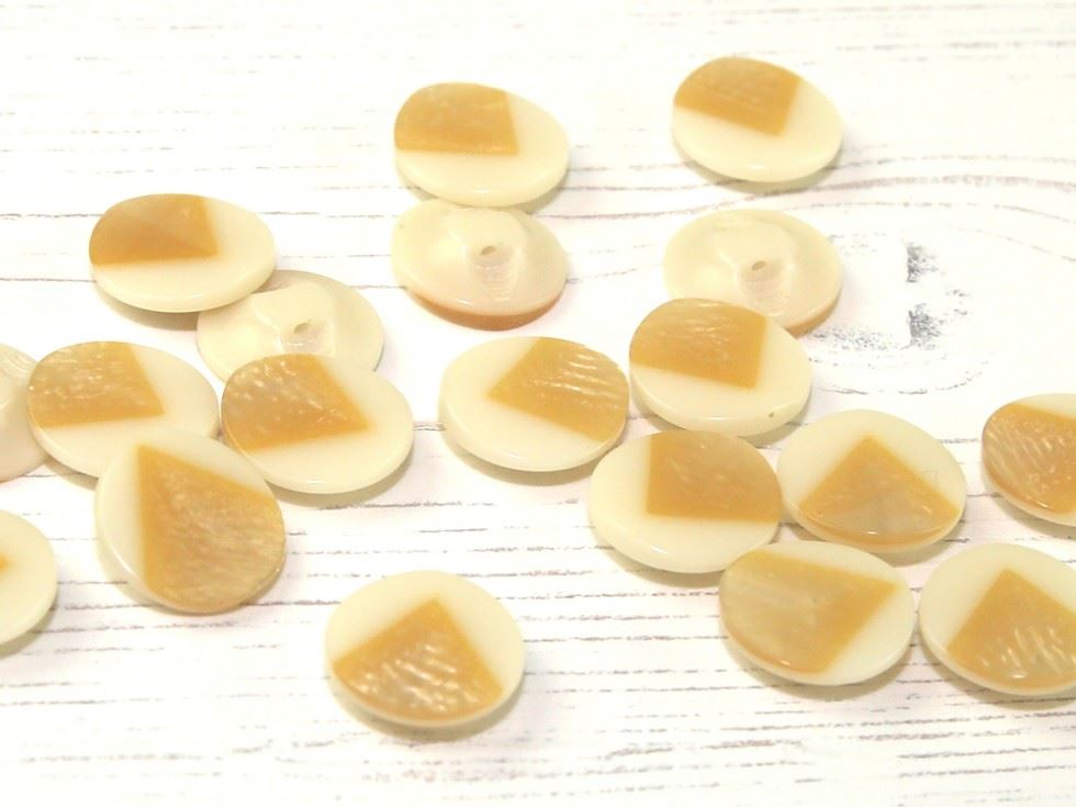 Dill Yellow & Cream Round Shank Buttons (Value Pack)