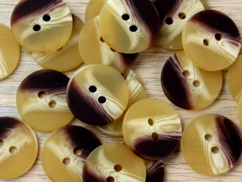 Crendon Beige & Brown Round Wood Effect Buttons (Value Pack)
