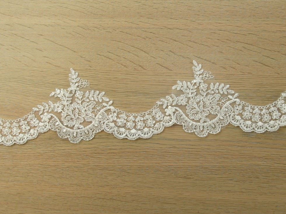 Ivory Beaded Lace Trim