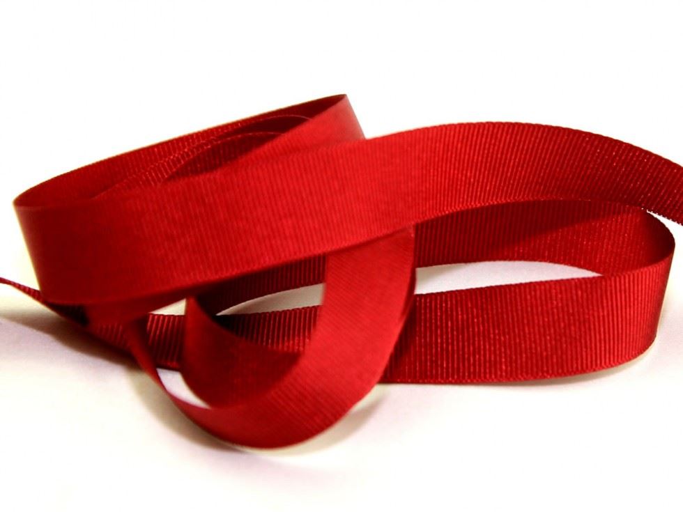 Berisfords 9341 Cardinal Grosgrain Ribbon