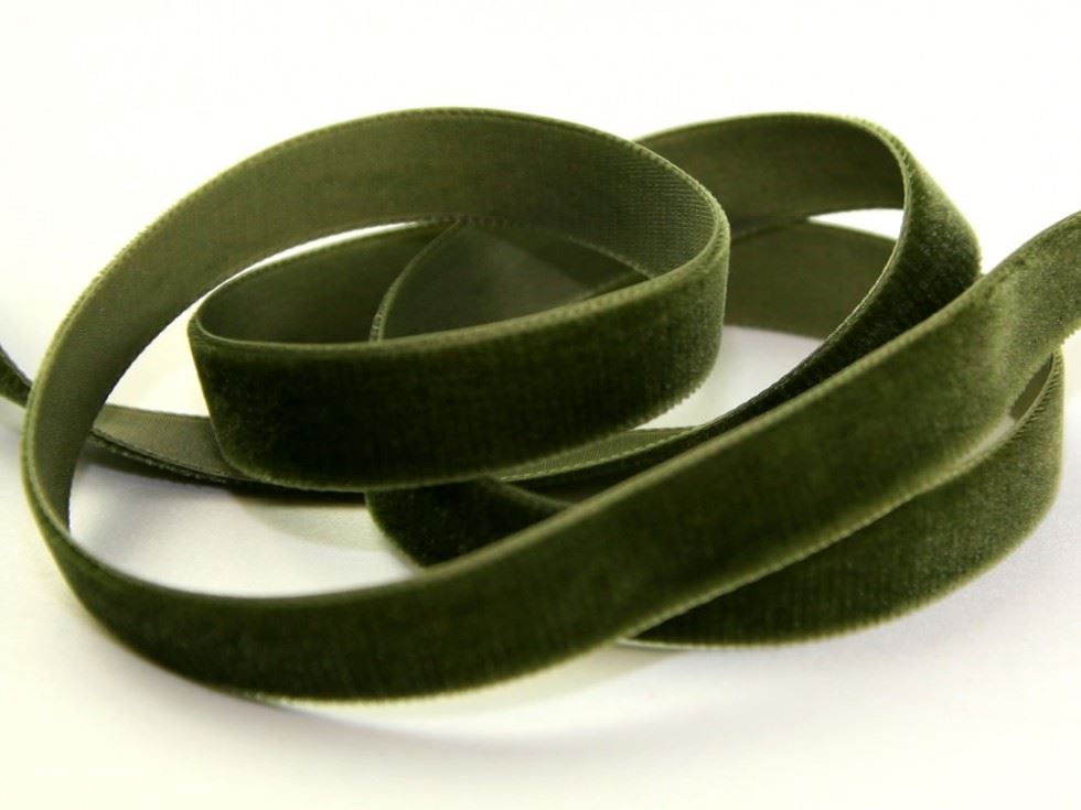 Berisfords 9642 Lodengrun Velvet Ribbon Mini Roll