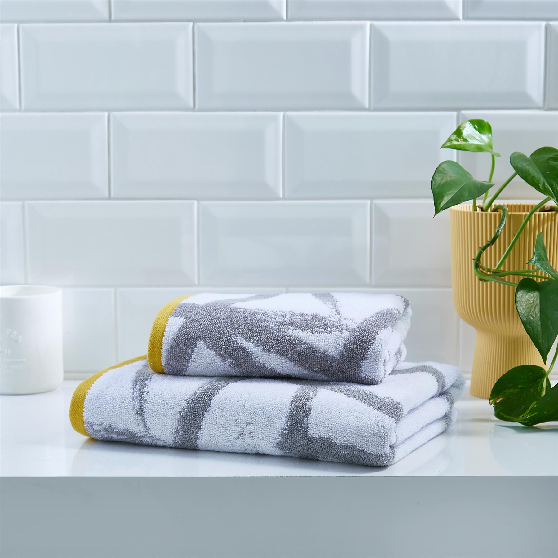 Fusion Bathroom Leda 100% Cotton Bath and Hand Towels - Picture 2 of 7