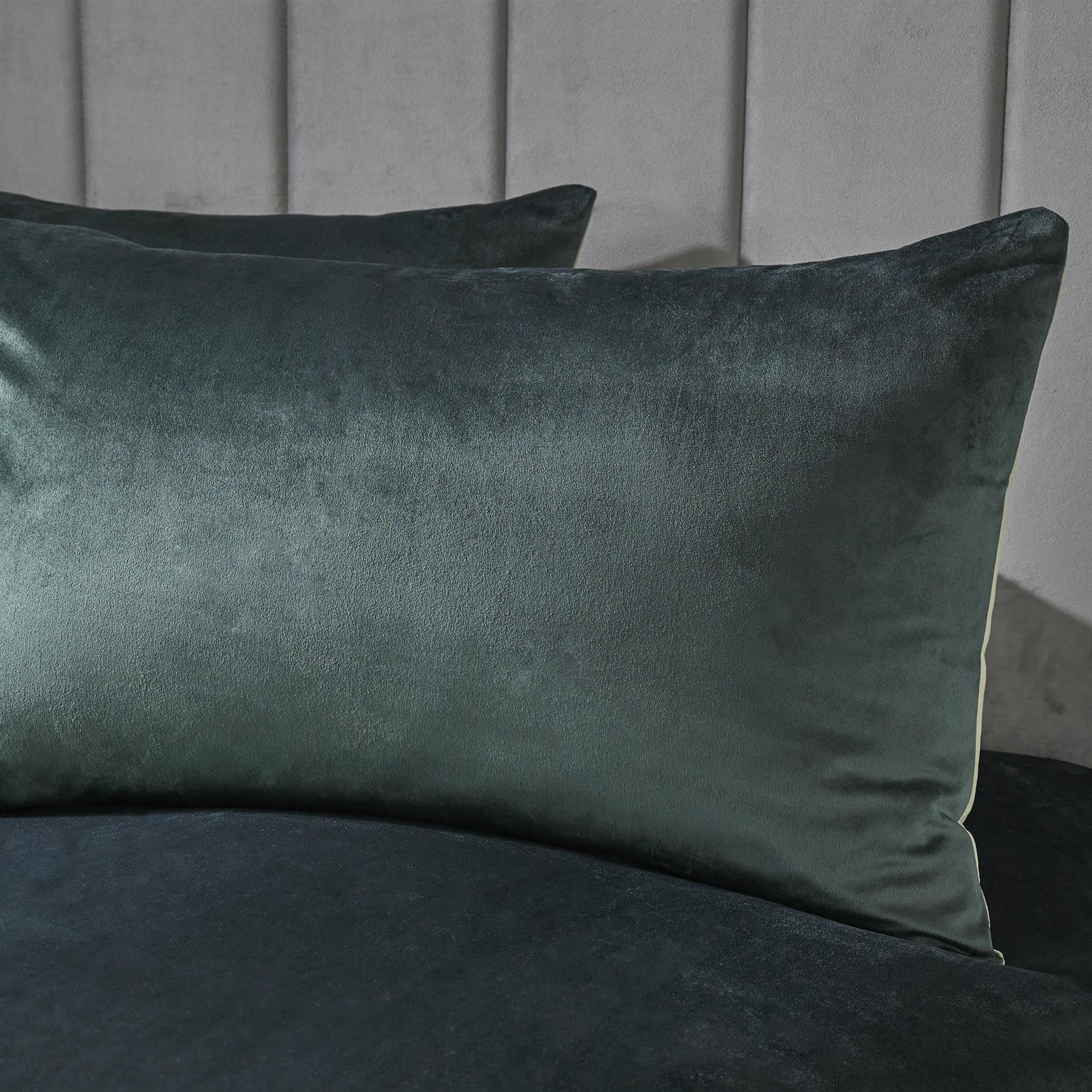 Montrose Luxury Duvet Cover Set by Laurence Llewelyn-Bowen 100% Polyester - Picture 8 of 21