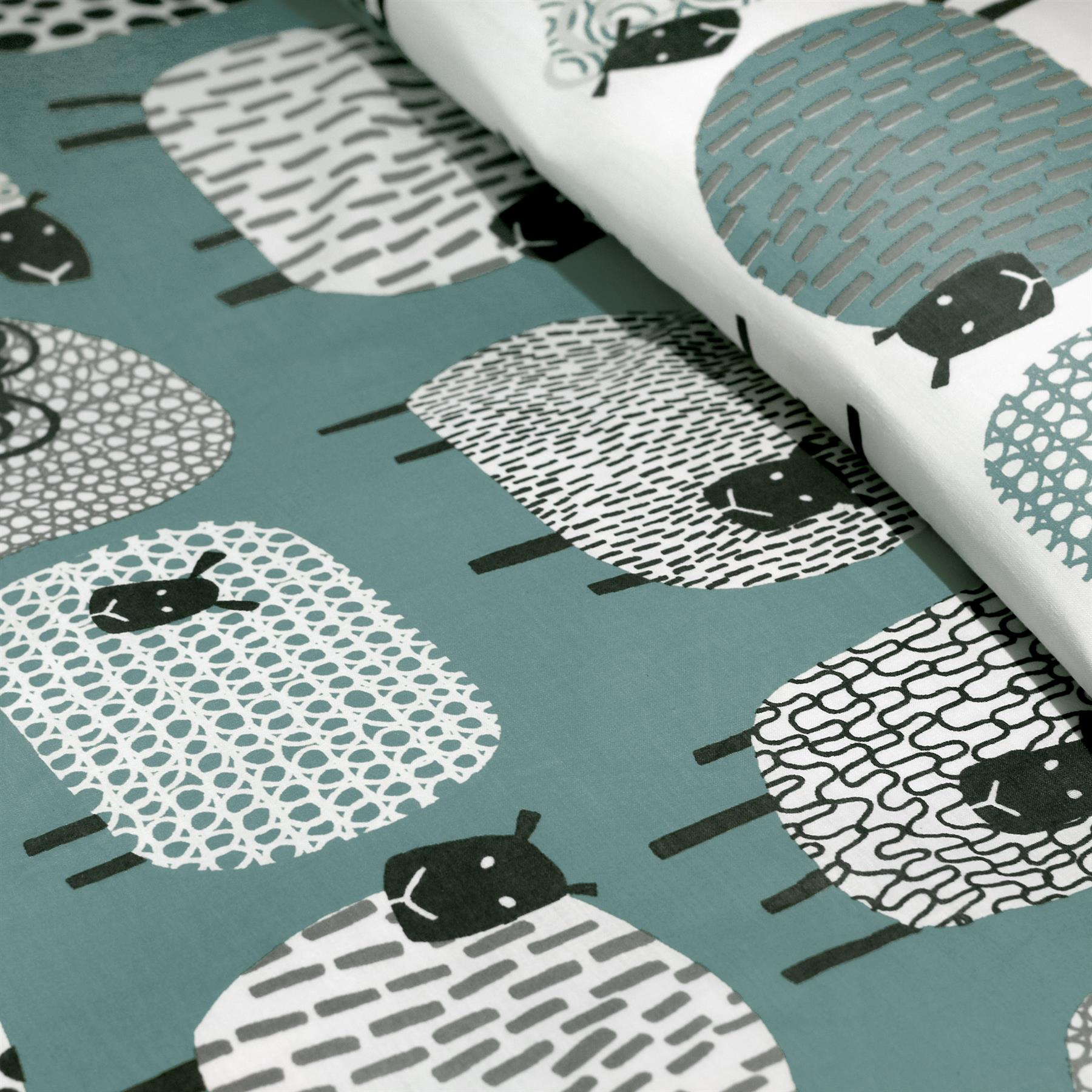 Fusion Dotty Sheep Reversible Cotton Rich Polycotton Duvet Cover Set - Imagen 8 de 16