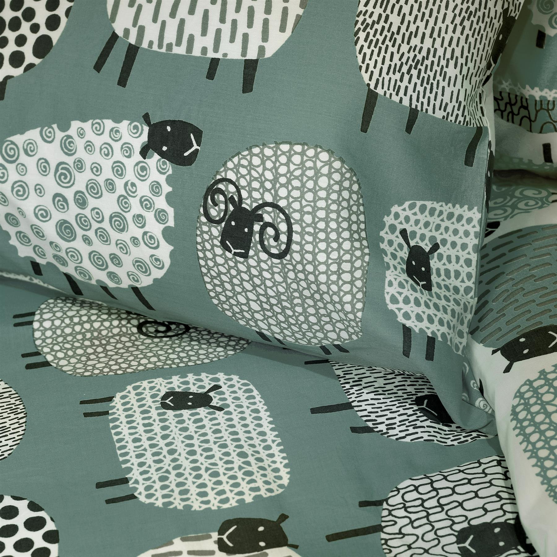 Fusion Dotty Sheep Reversible Cotton Rich Polycotton Duvet Cover Set - Imagen 10 de 16