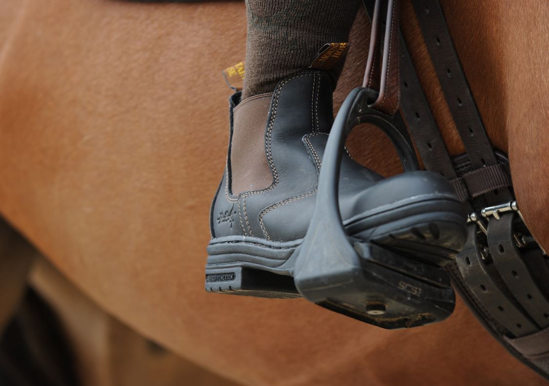 mountain horse steel toe cap boots