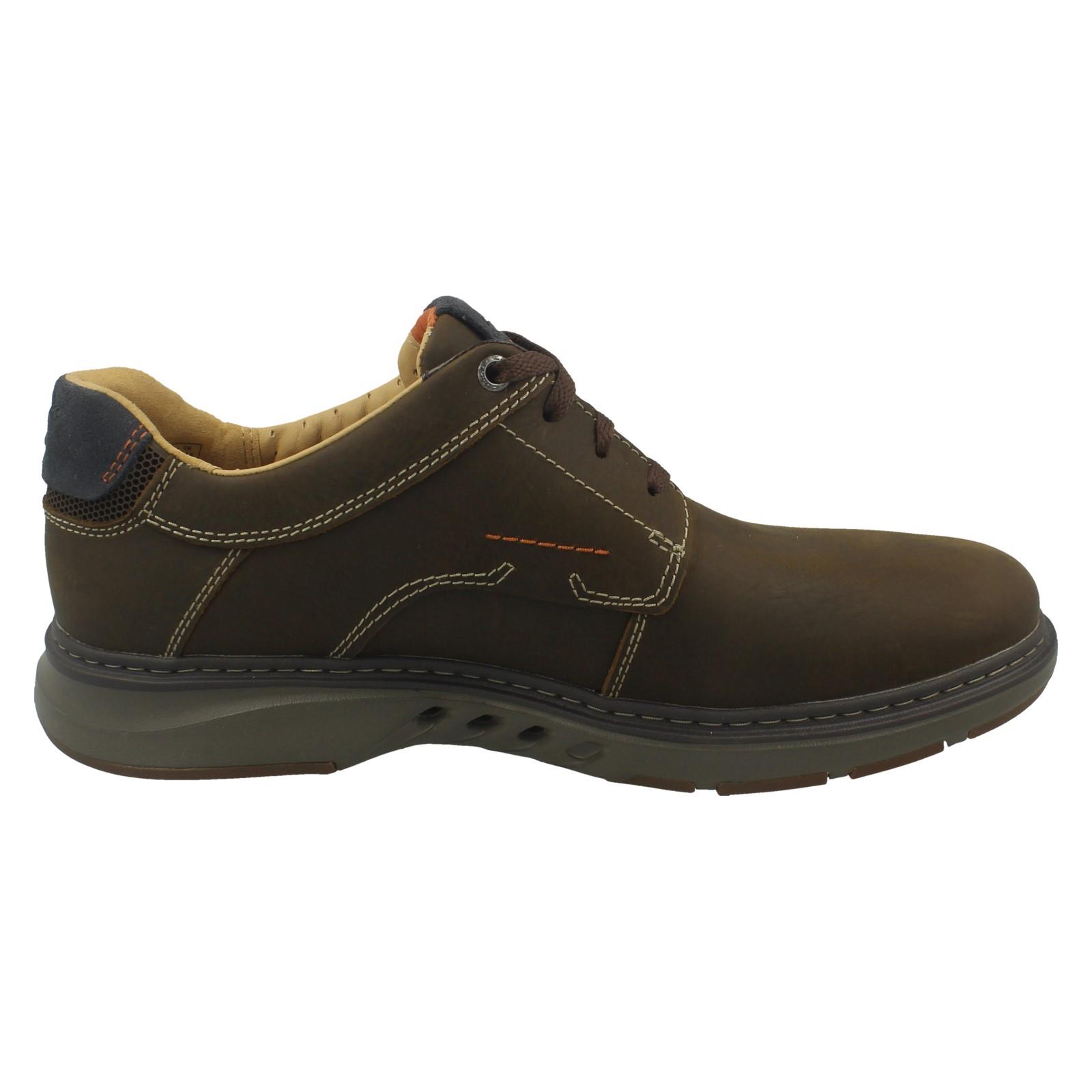 Zapatos para hombre Clarks formales con cordones plantilla extraíble calce ancho: Un Briley Pace - Imagen 27 de 28