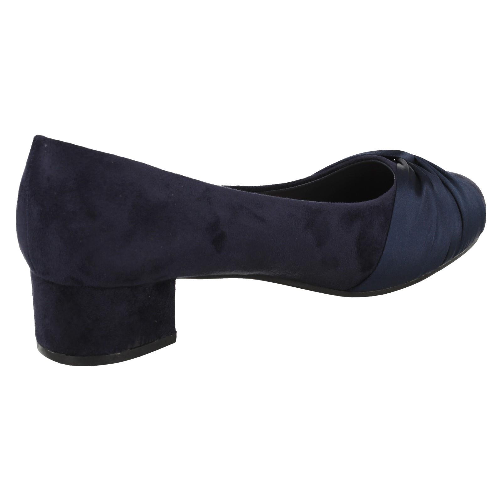 Ladies Spot On Block Heel Wide Fit Formal Satin Bow Court Shoes F9R0150 - Picture 15 of 19