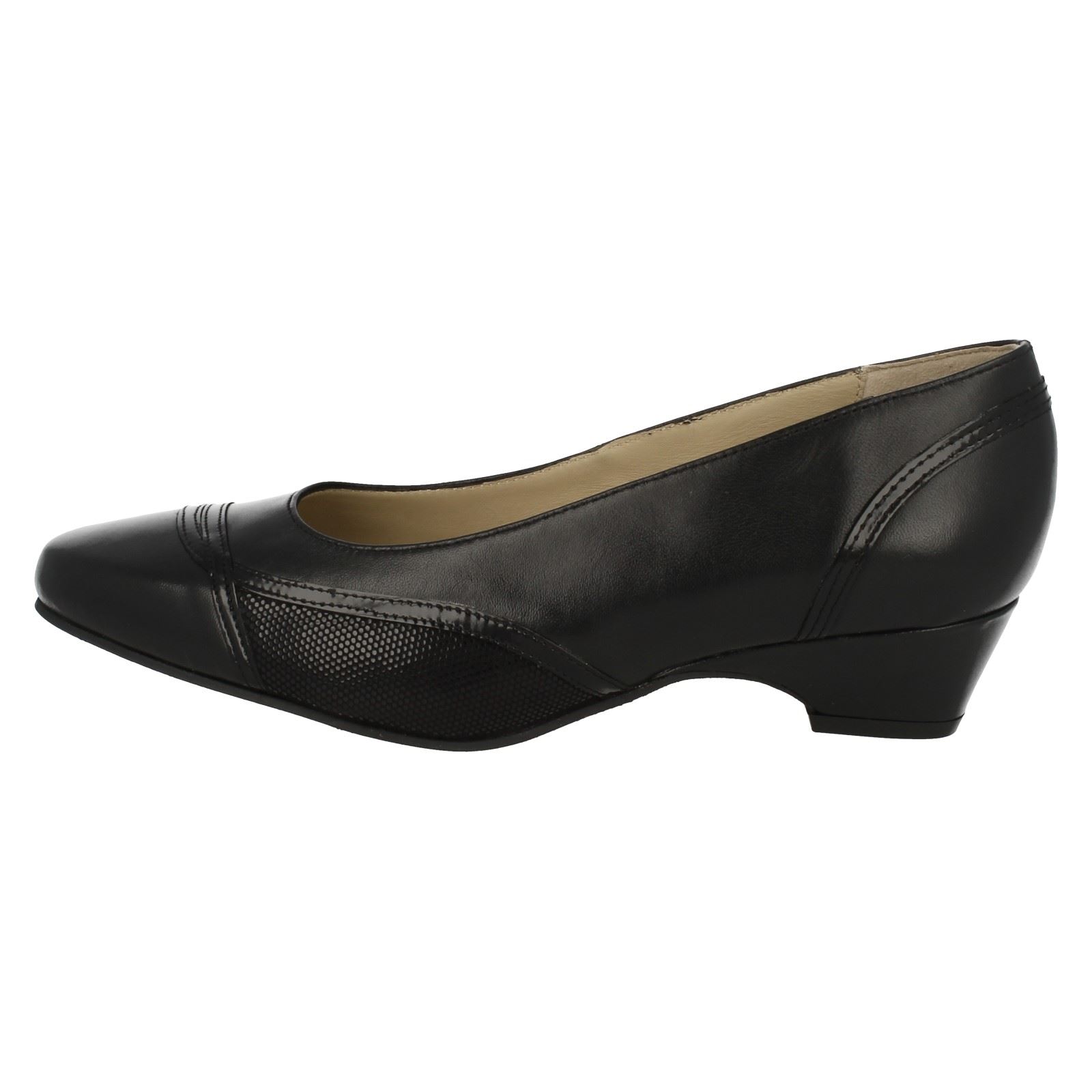 broad fitting ladies shoes