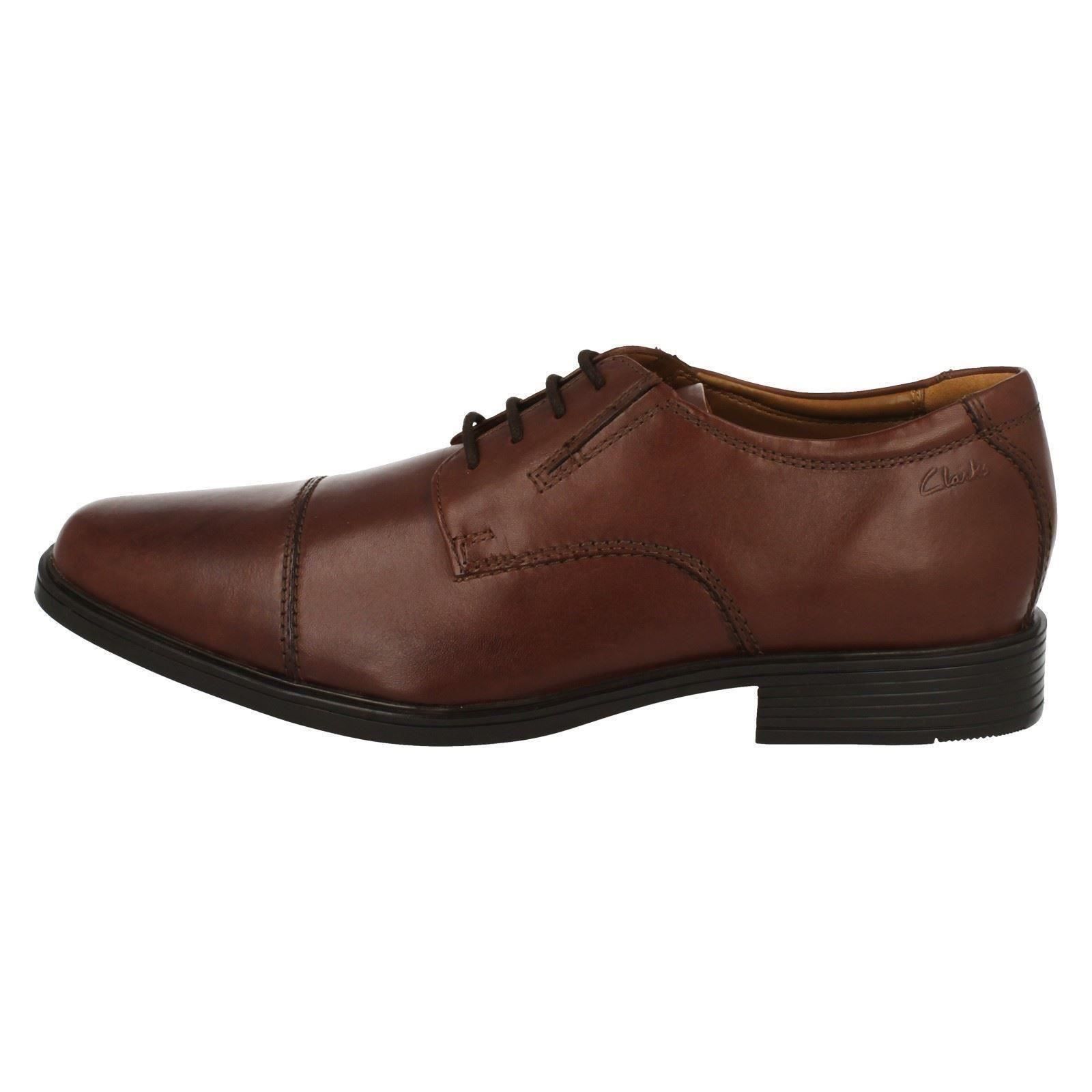 Da Uomo Clarks Lacci Formale Punta Rotonda Scarpe Di Pelle Pelle Di Tilden Cap a80b9d Da Uomo Clarks Lacci Formale Punta Rotonda Scarpe Di Pelle Pelle Di Tilden Cap a80b9d