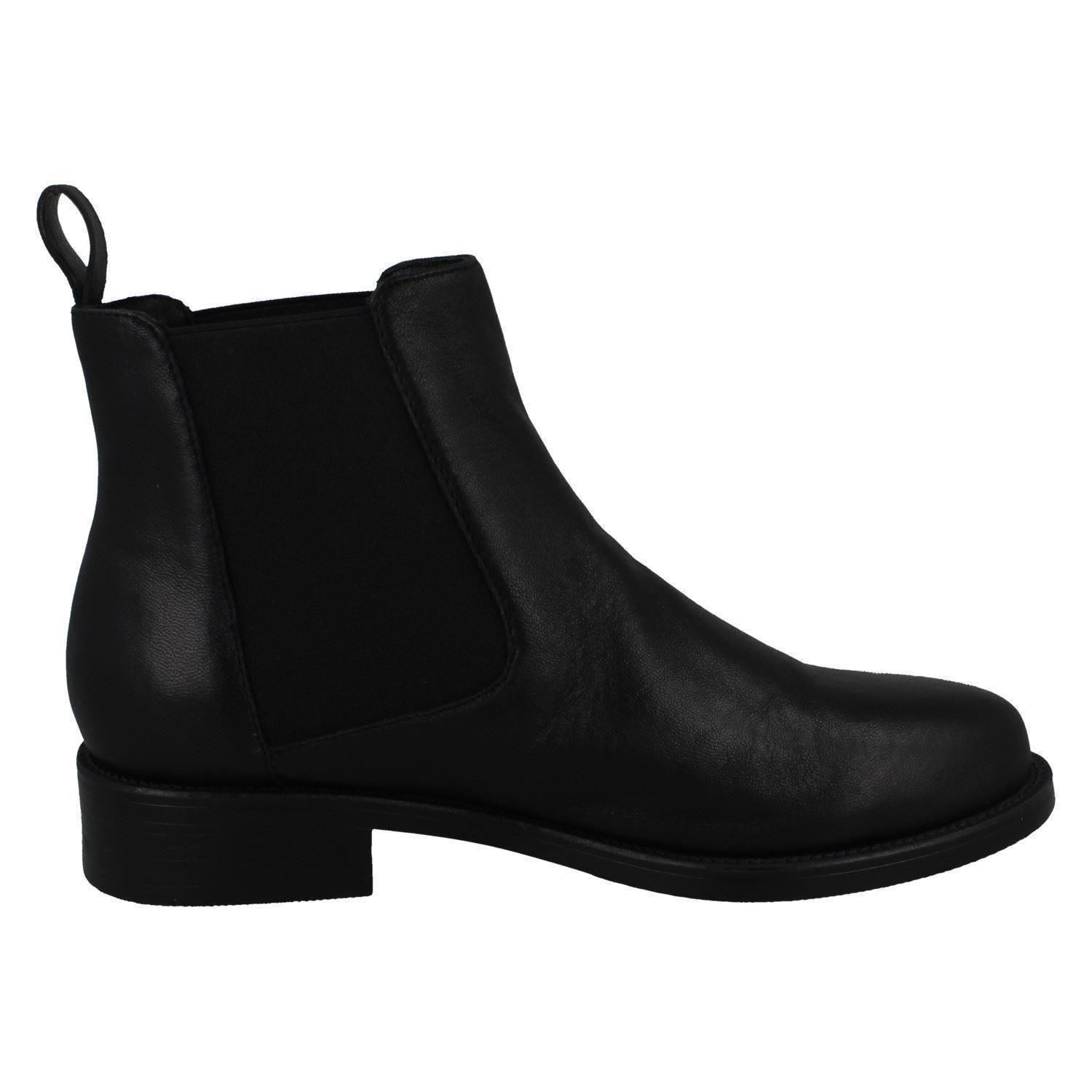 Botas al tobillo informales de cuero con tacón sin cordones para dama F5R0968 - Imagen 7 de 10