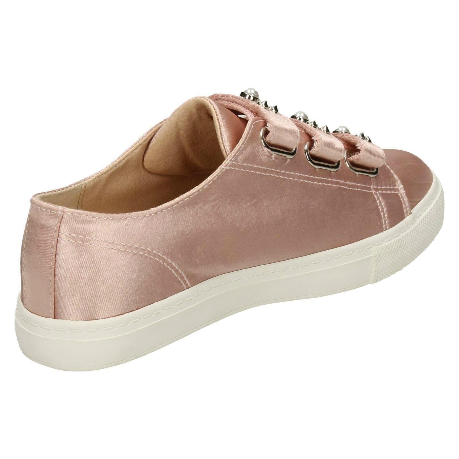 Ladies Spot On Pearl - Strap Trainers F8R0359 - Picture 25 of 28