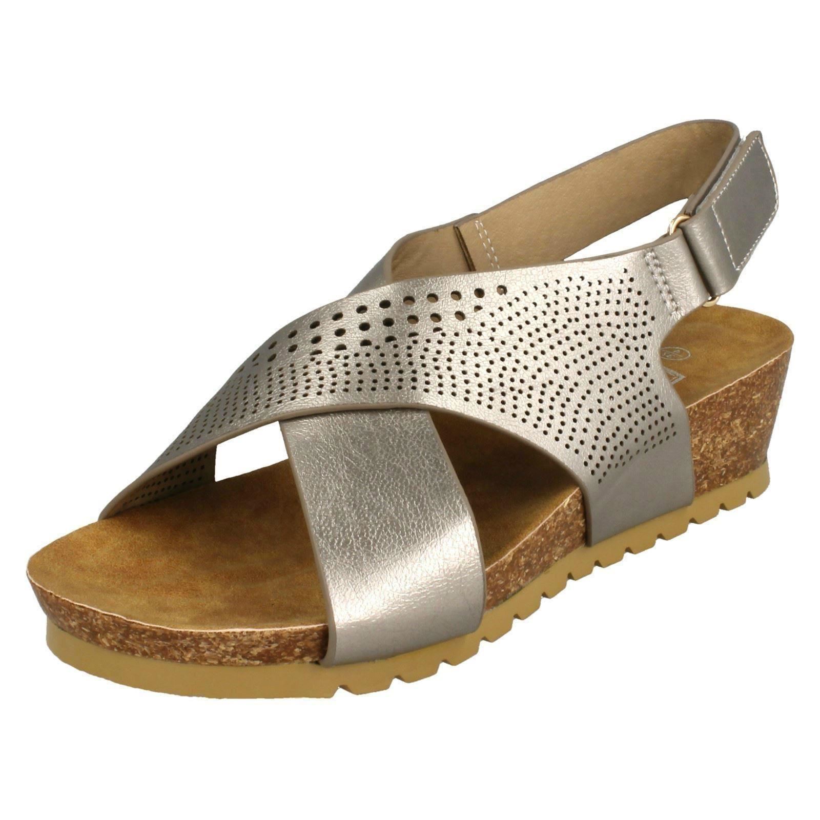 Ladies Down To Earth Mid Wedge X Strap *Sandals* - Picture 2 of 19
