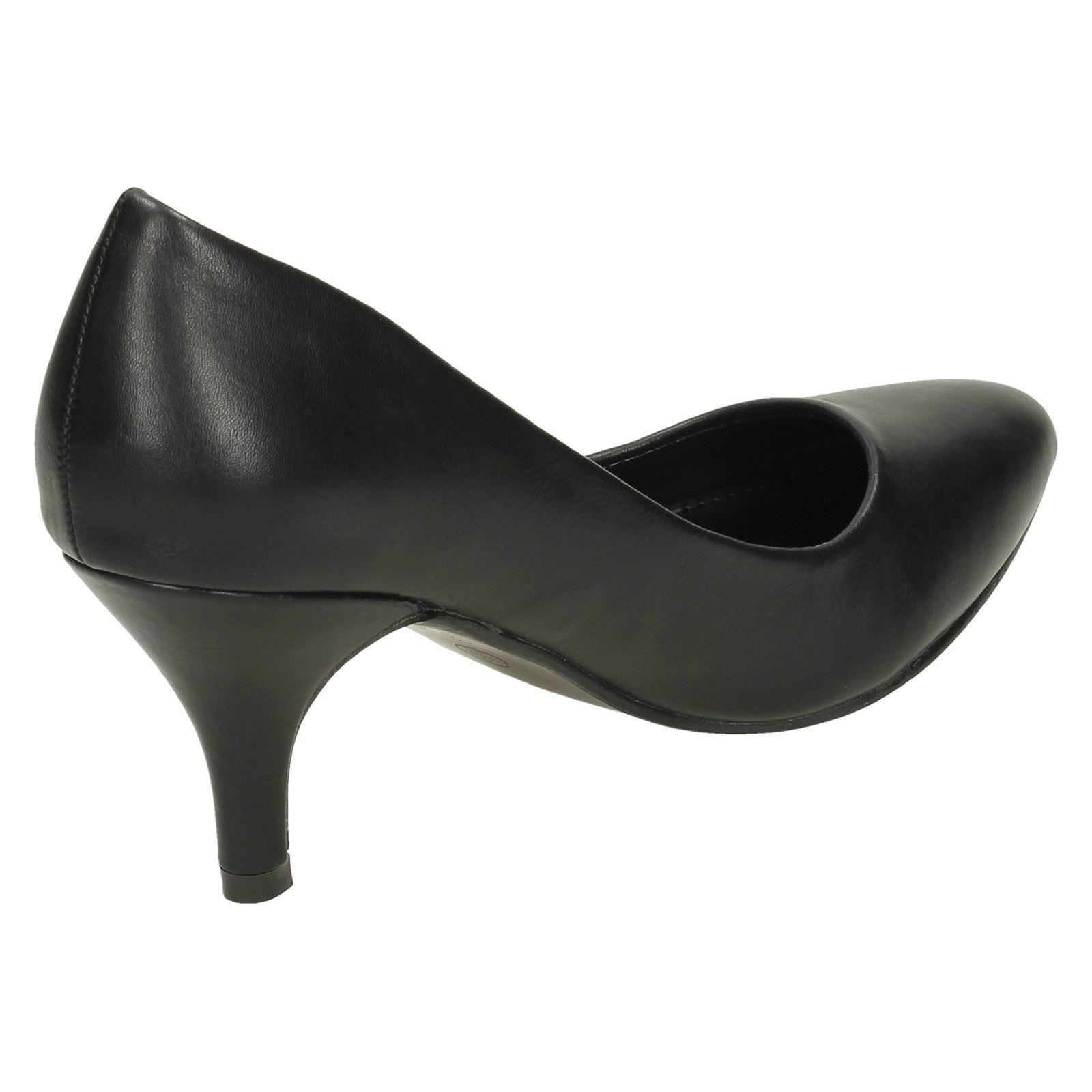 Ladies Spot On Mid Heel Pointed Toe Court 'Shoes' - Picture 6 of 37