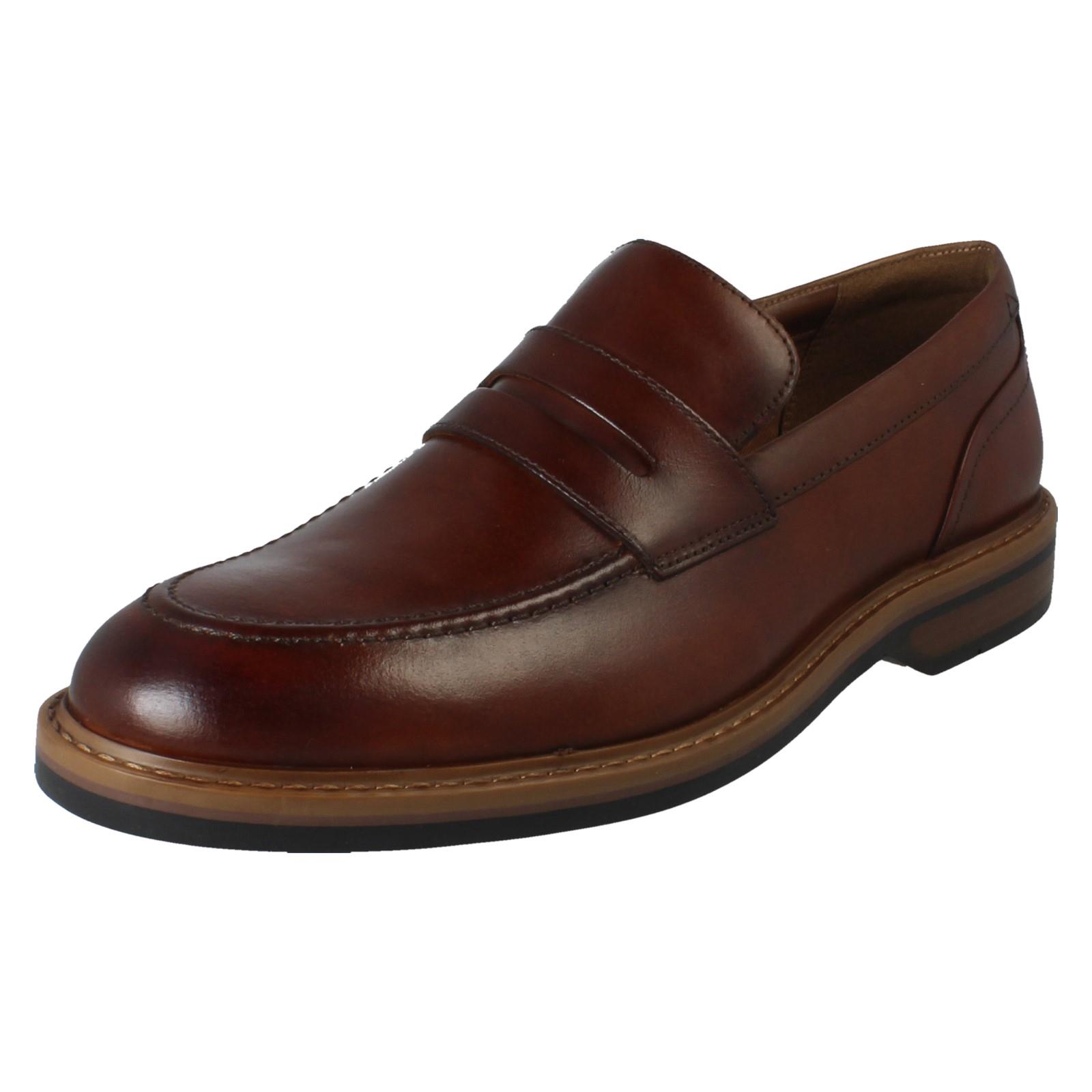 Zapatos formales sin cordones estilo mocasín inteligente Clarks para hombre "Aldwin Step" - Imagen 11 de 19