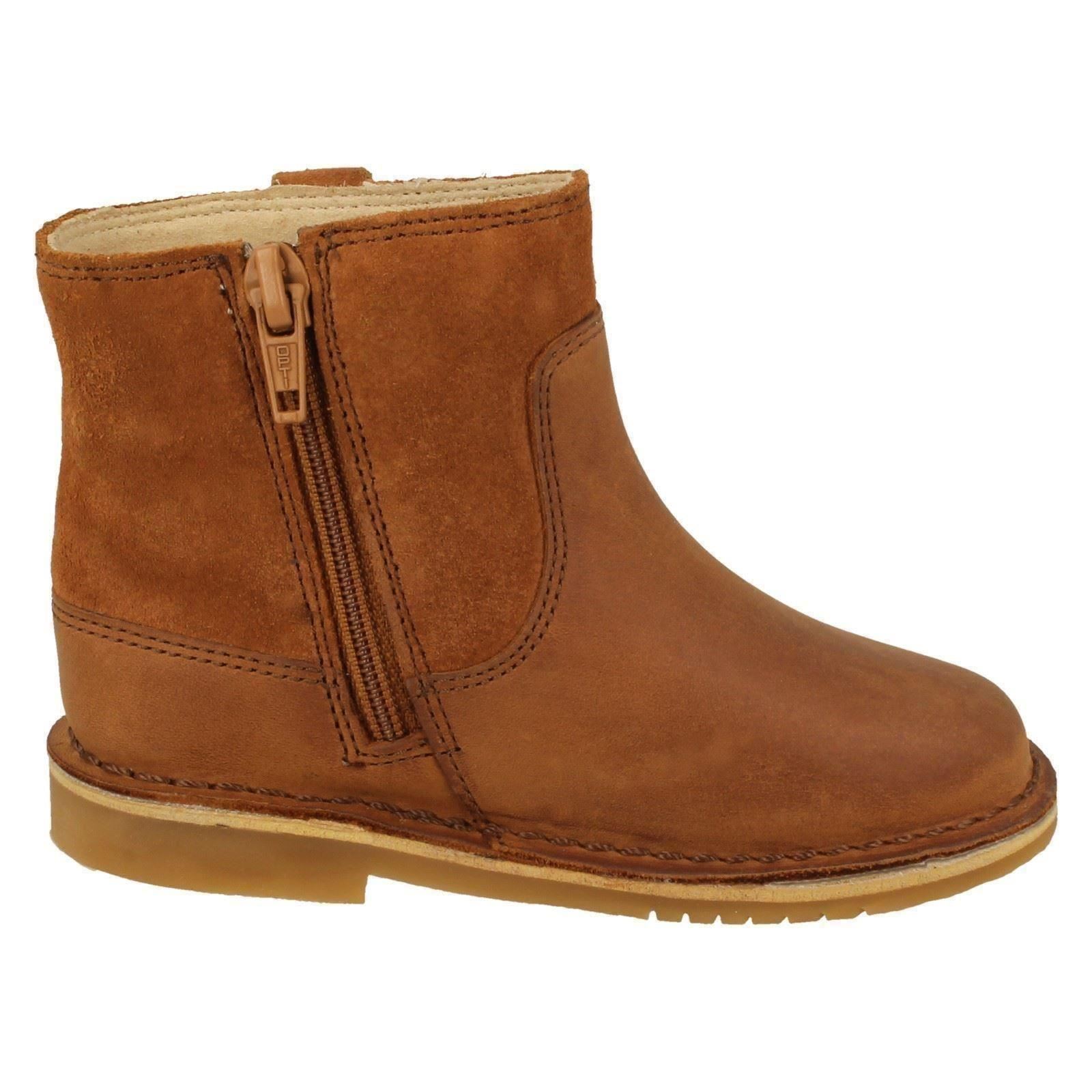 "Botas al tobillo detalladas de hoja de otoño para niñas Clarks ""Estilo cometa T"" - Imagen 14 de 19