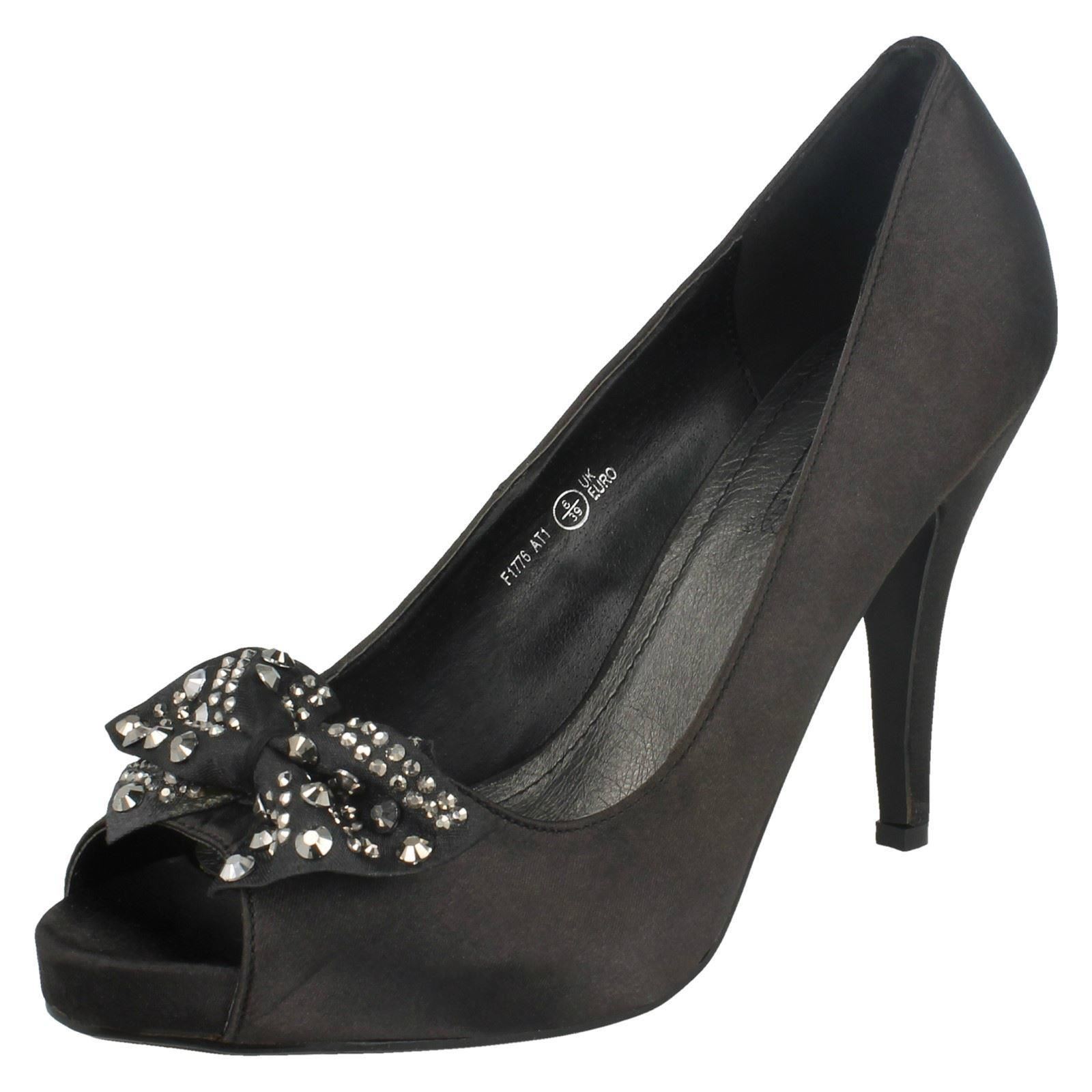 Tacones con punta de peep para dama - Imagen 2 de 28