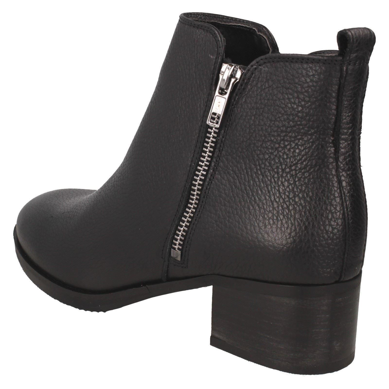 clarks mila sky black