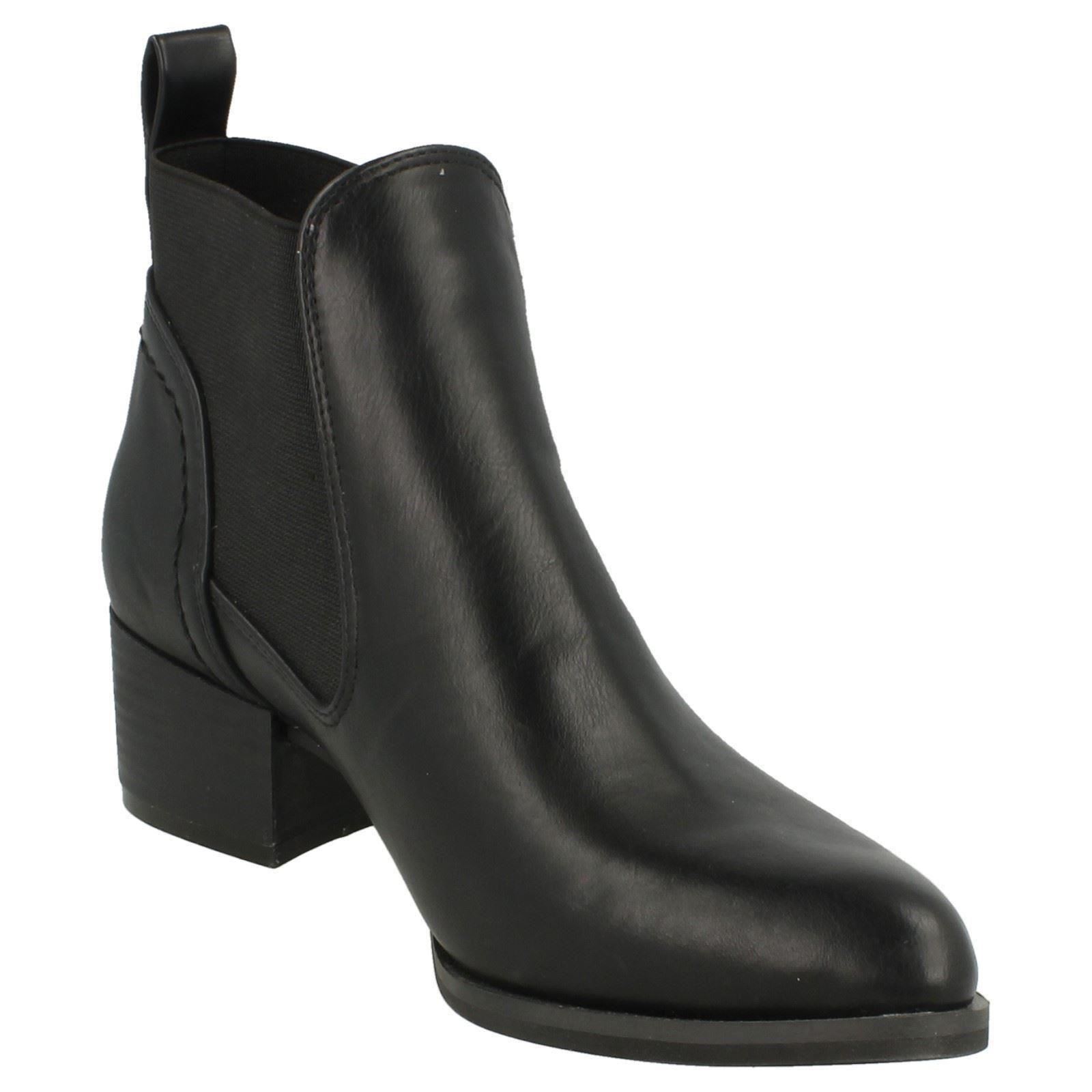 'Botas al tobillo' informales para dama - Imagen 5 de 10