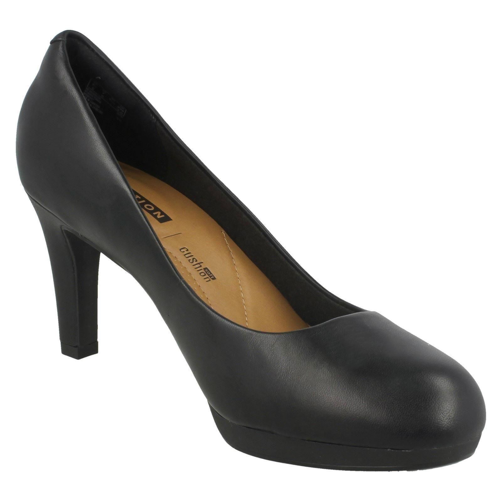 clarks crisp kendra 4 court shoes