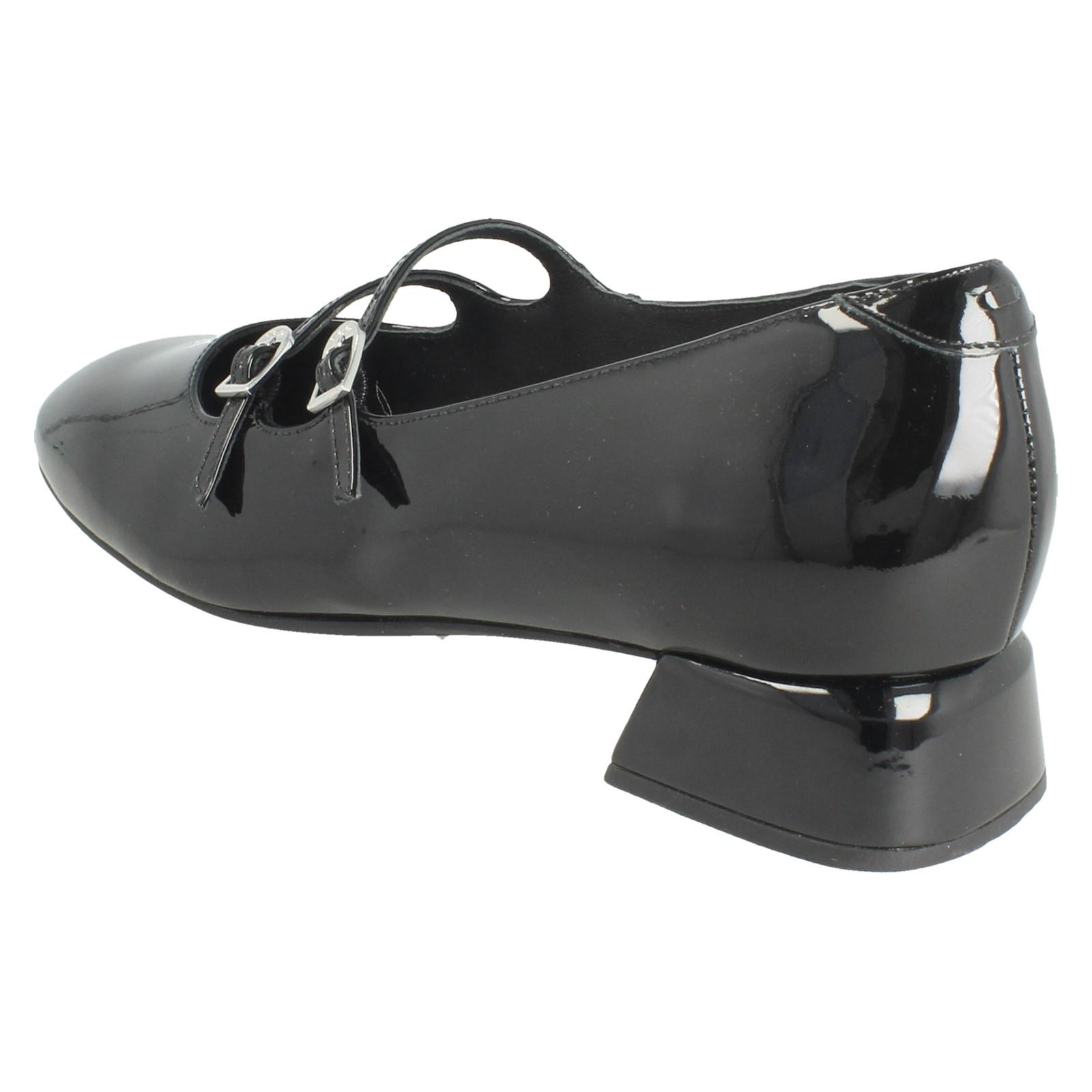 Ladies Clarks Mary Jane Buckle Fastening Smart Shoes Daiss 30 Shine - Picture 4 of 37