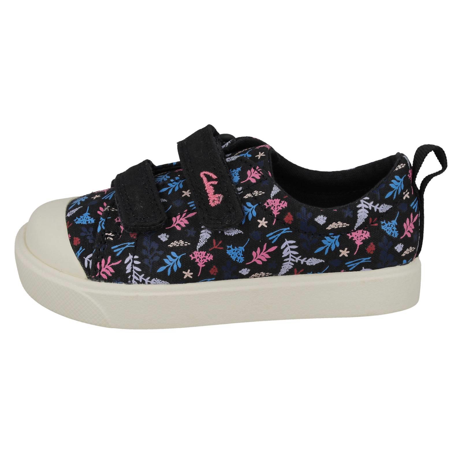 Leichte Canvas-Schuhe mit Clarks-Muster und Details für Kinder *City Bright* - Bild 61 von 64