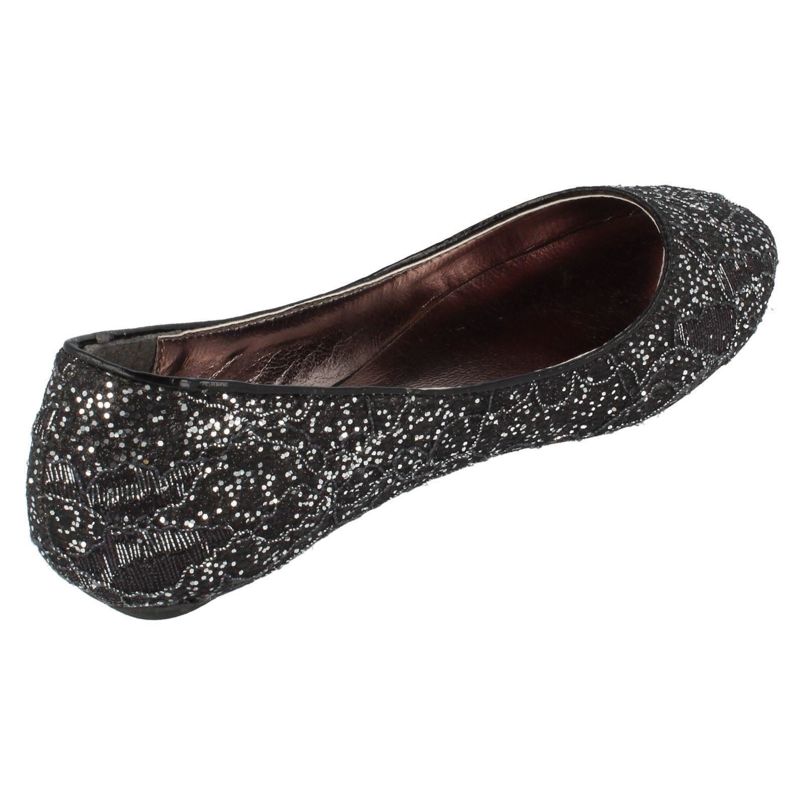 Girls Cutie Glitter Slip On Shoes 'H2R239' - Picture 7 of 19