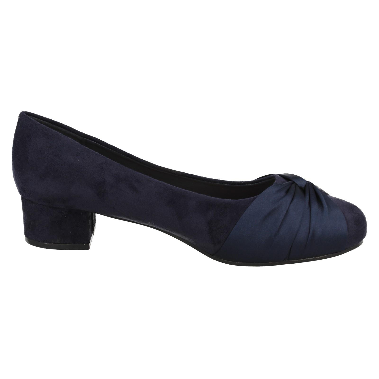 Ladies Spot On Block Heel Wide Fit Formal Satin Bow Court Shoes F9R0150 - Picture 16 of 19