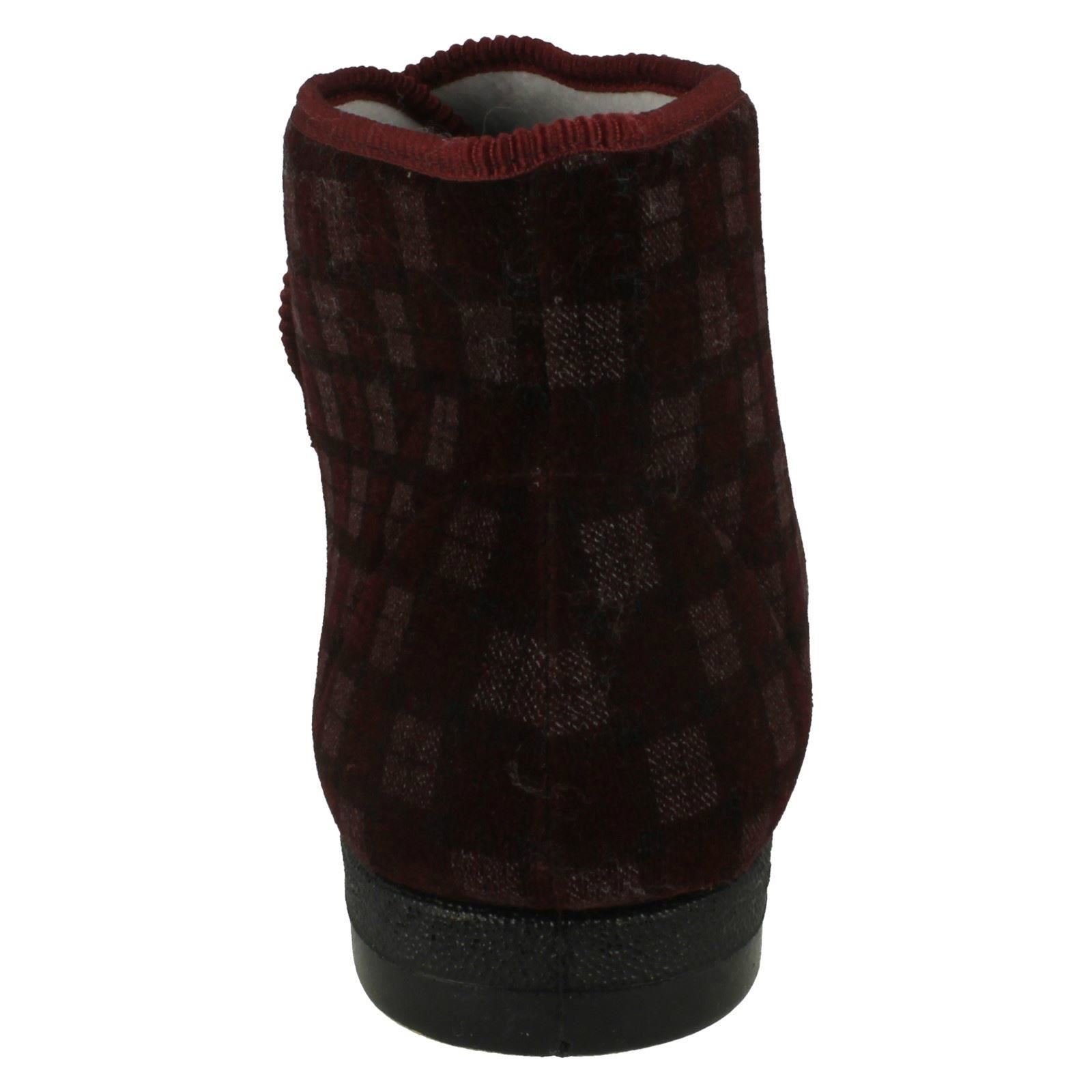 Mens Balmoral Casual Slipper - Picture 5 of 10