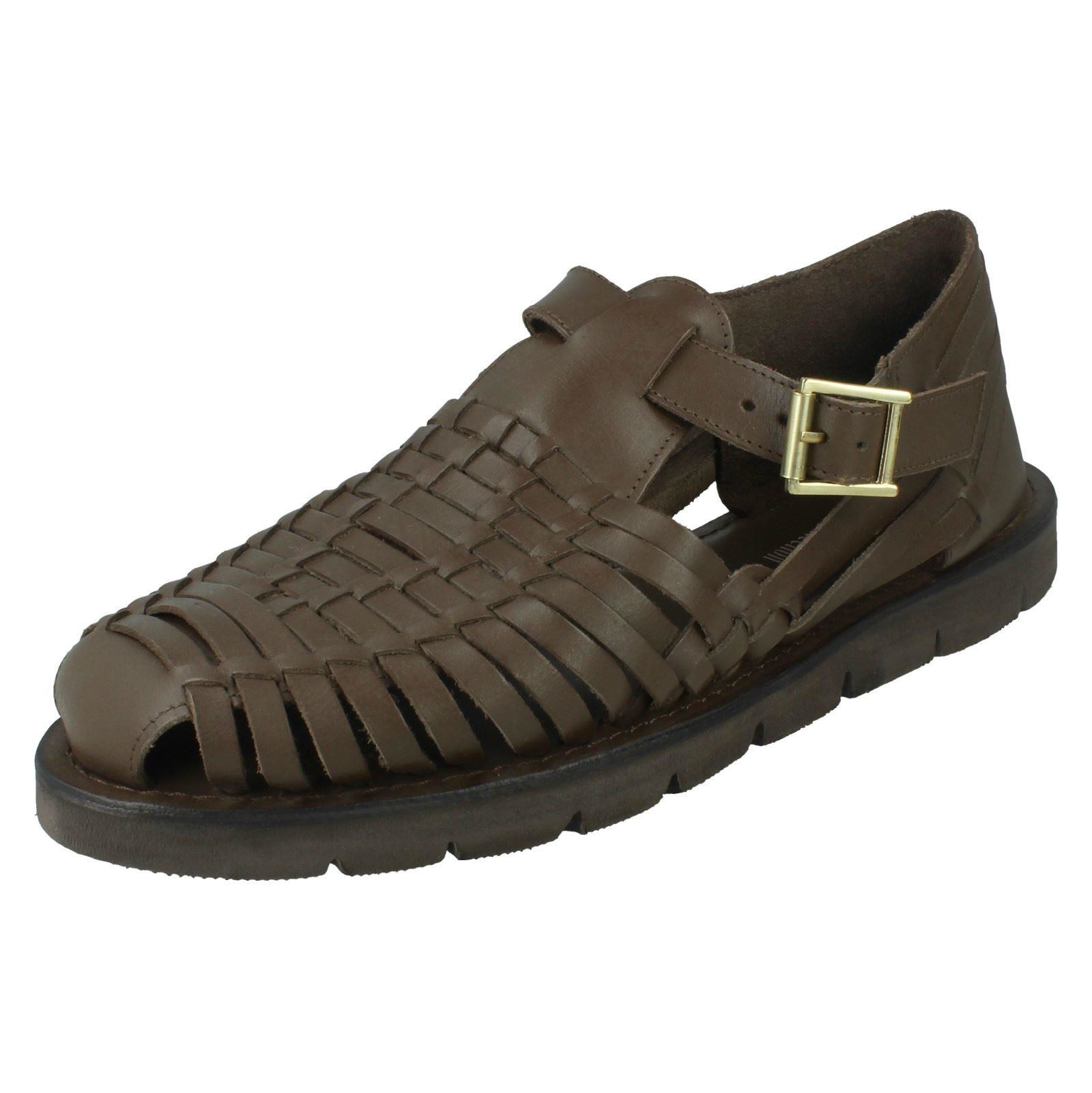 weaved leather sandals