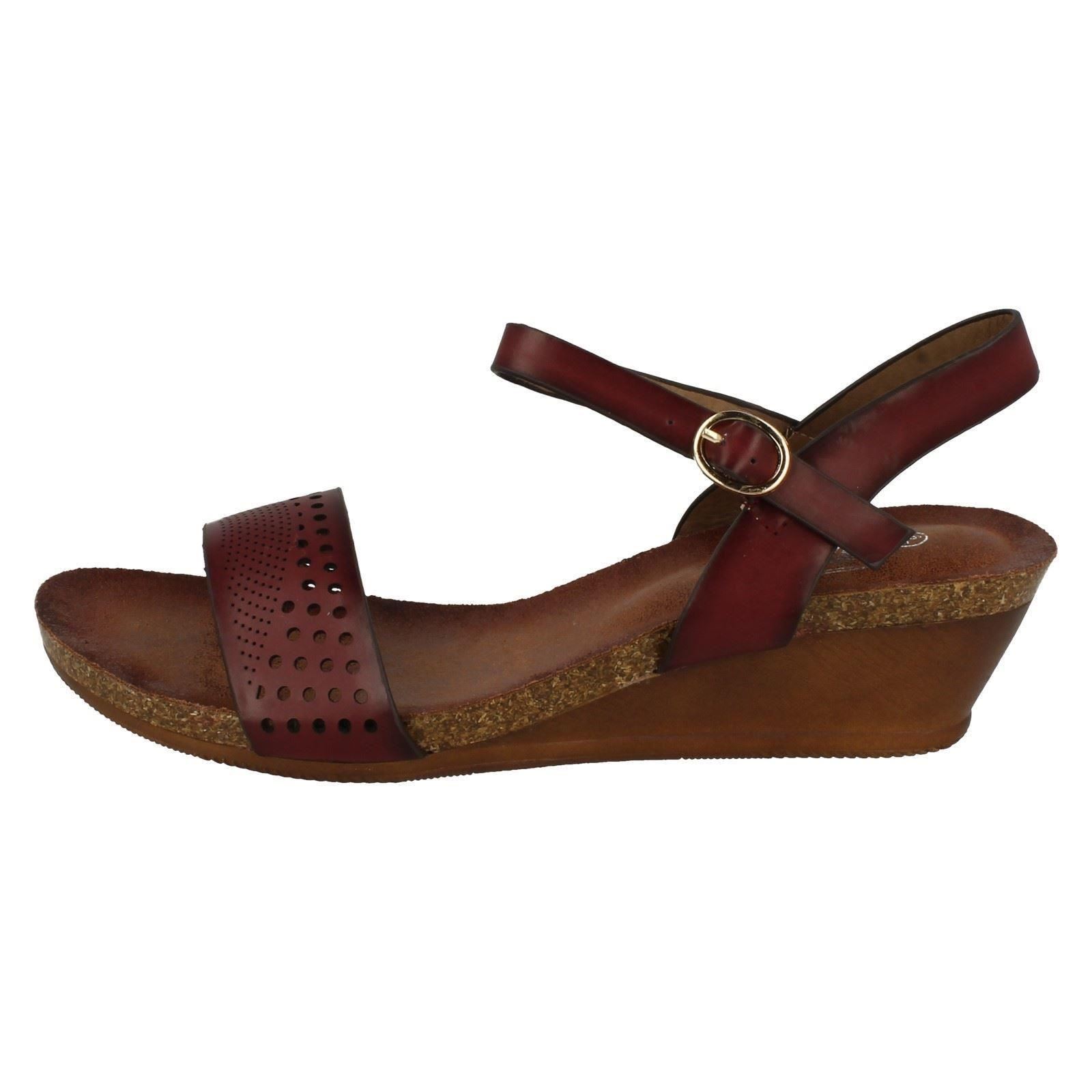 Ladies Down To Earth Buckled Wedged Synthetic Summer Sandals F1R0698 - Picture 3 of 10