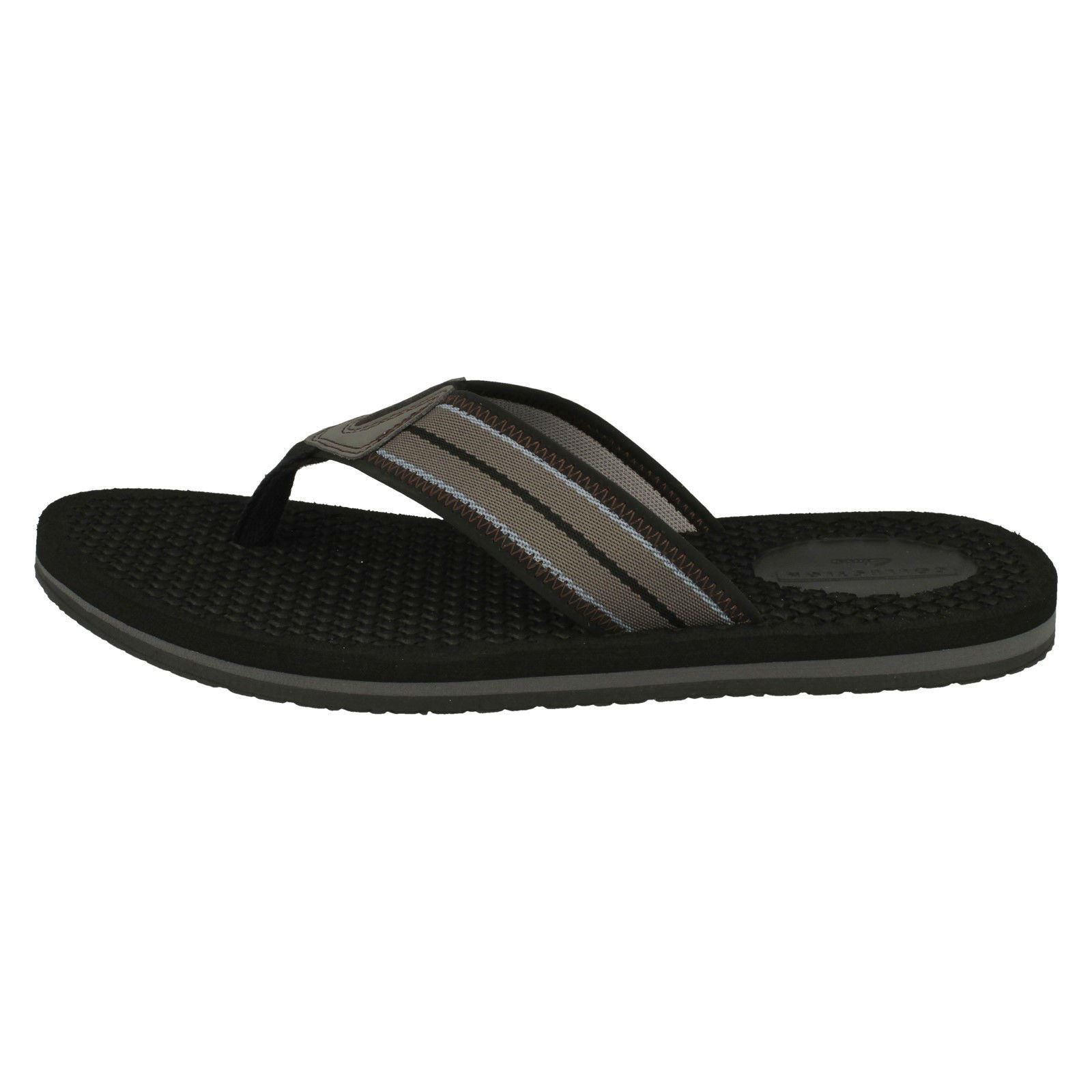 Levick Para Hombre Negro Clarks Post Sandalias O04wtT6cqO