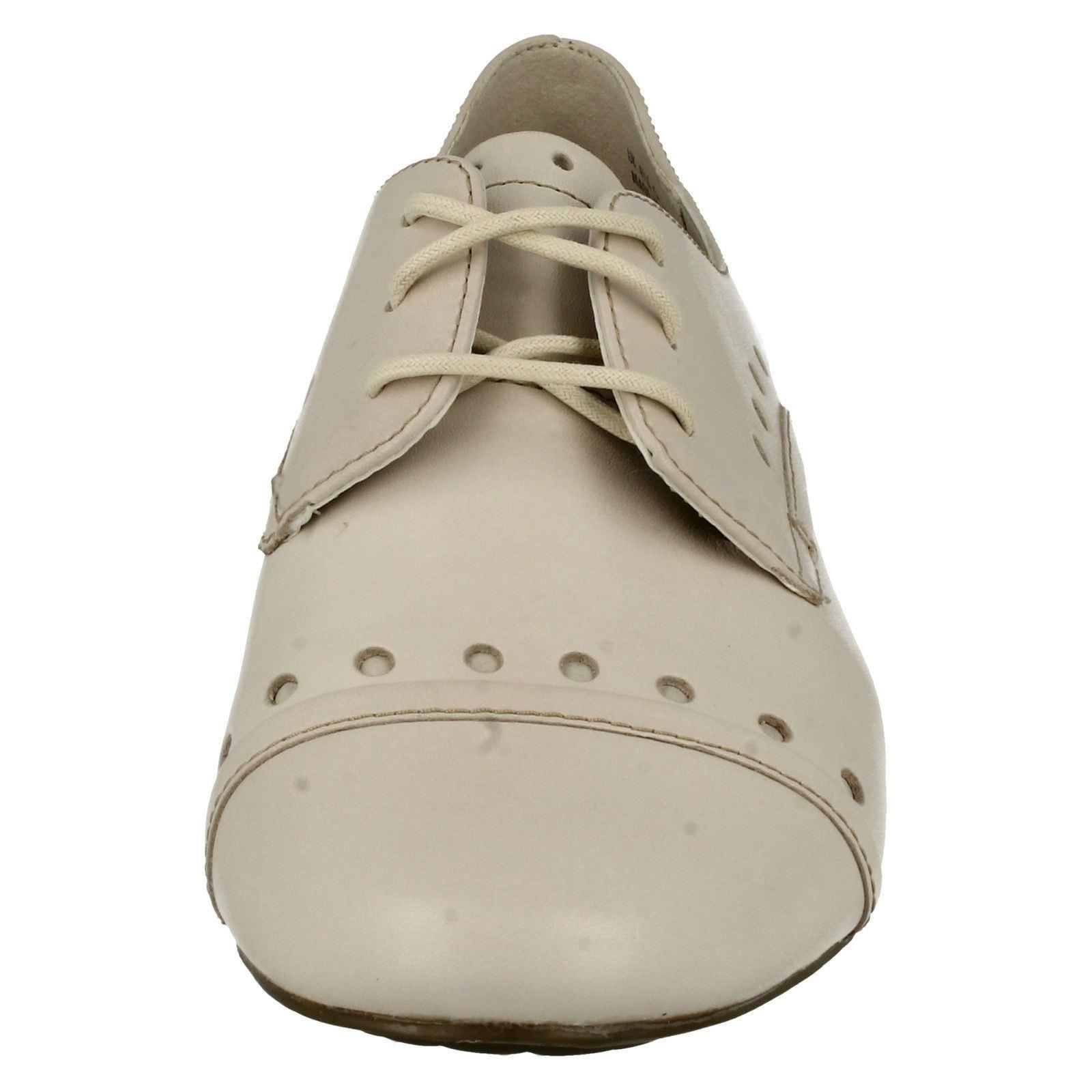 henderson lady clarks