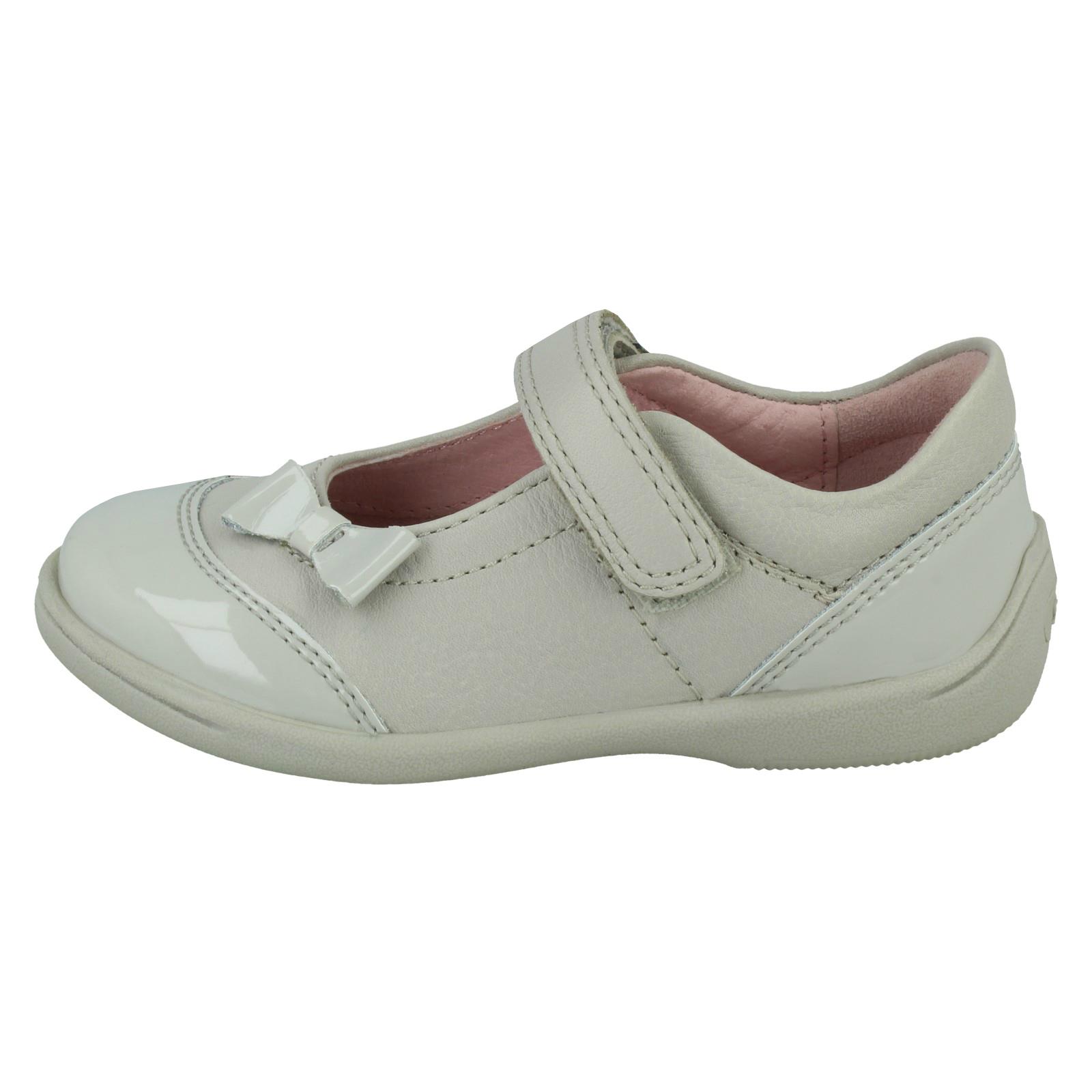 Girls Startrite Mary Jane Style Ballerinas 'Twizzle' - Picture 12 of 19
