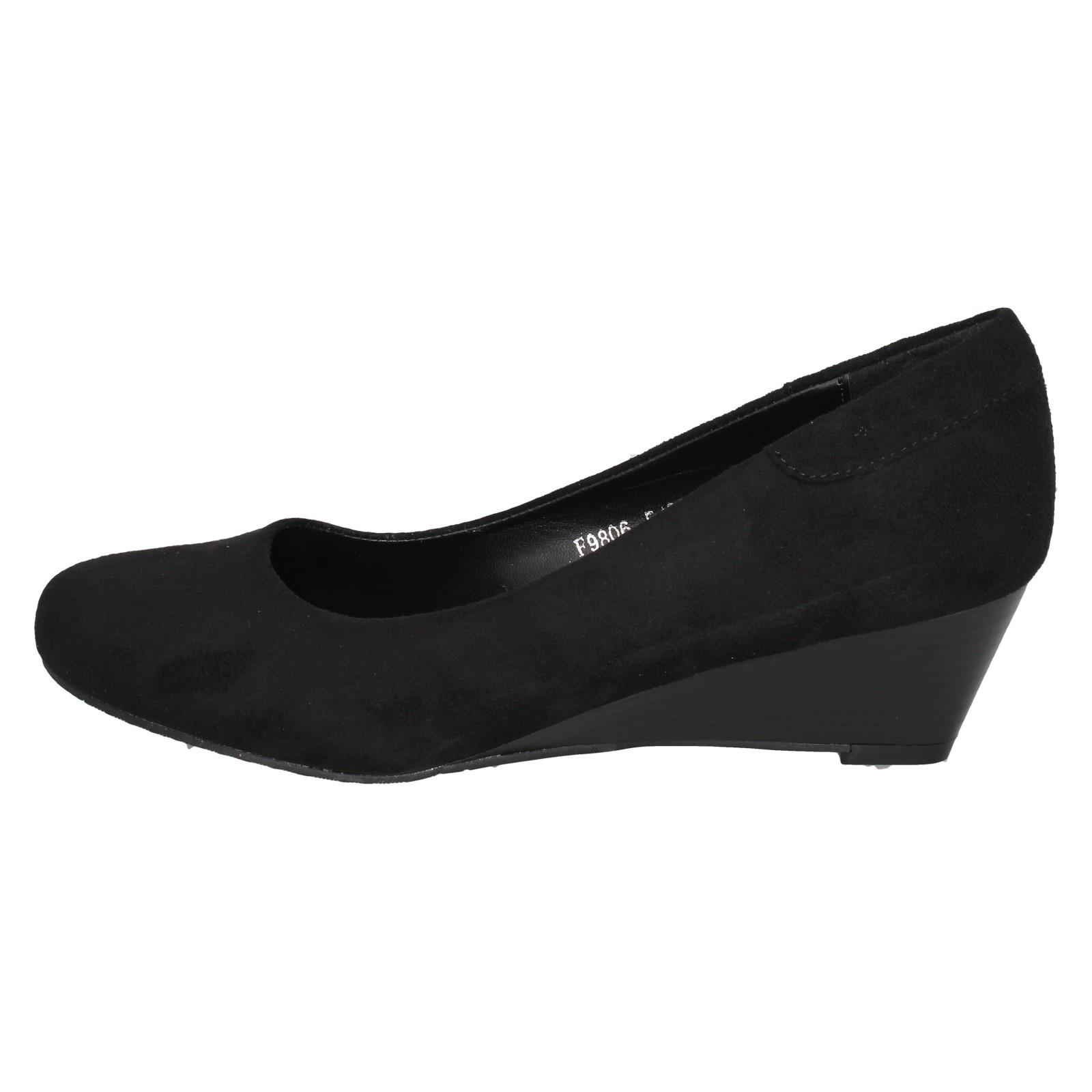 Ladies Spot On Low Wedge Court Shoes *F9R806* - Picture 6 of 37