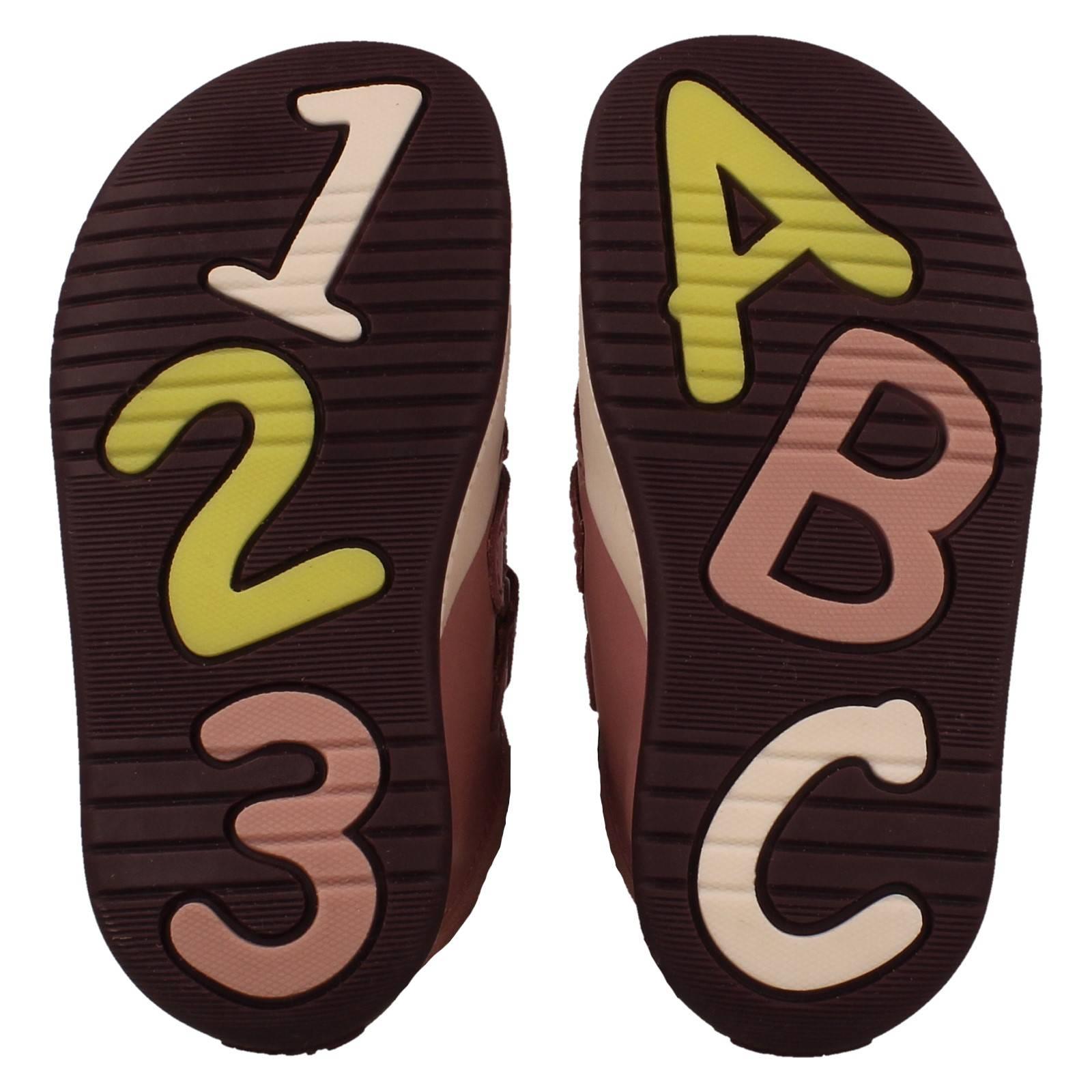 Botas al tobillo Clarks Pie Crust para niños juego de fideos - Imagen 10 de 19