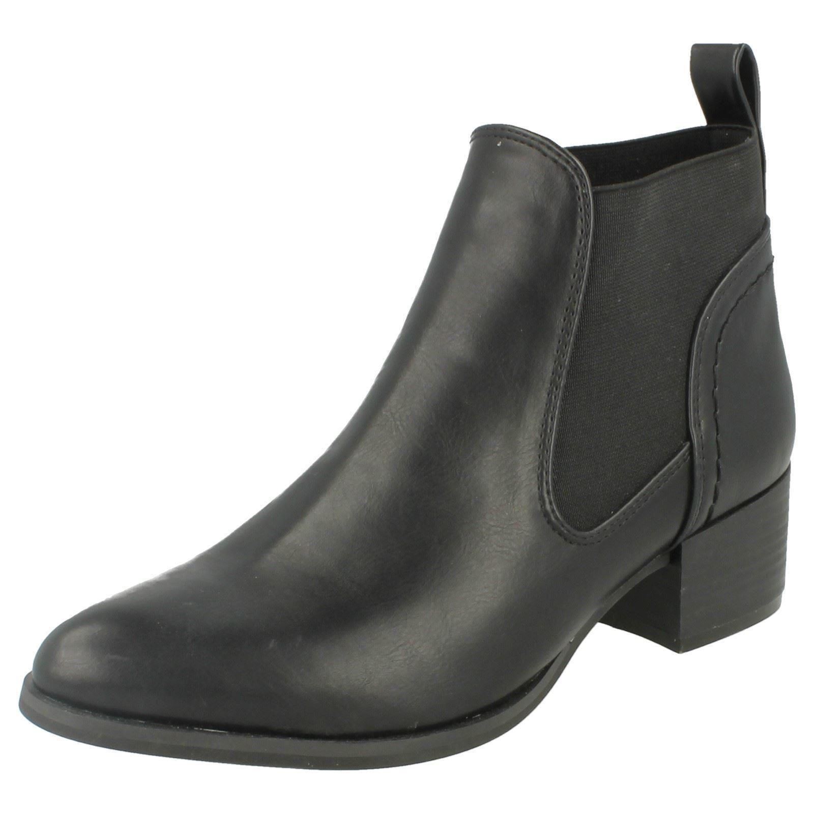 'Botas al tobillo' informales para dama - Imagen 2 de 10