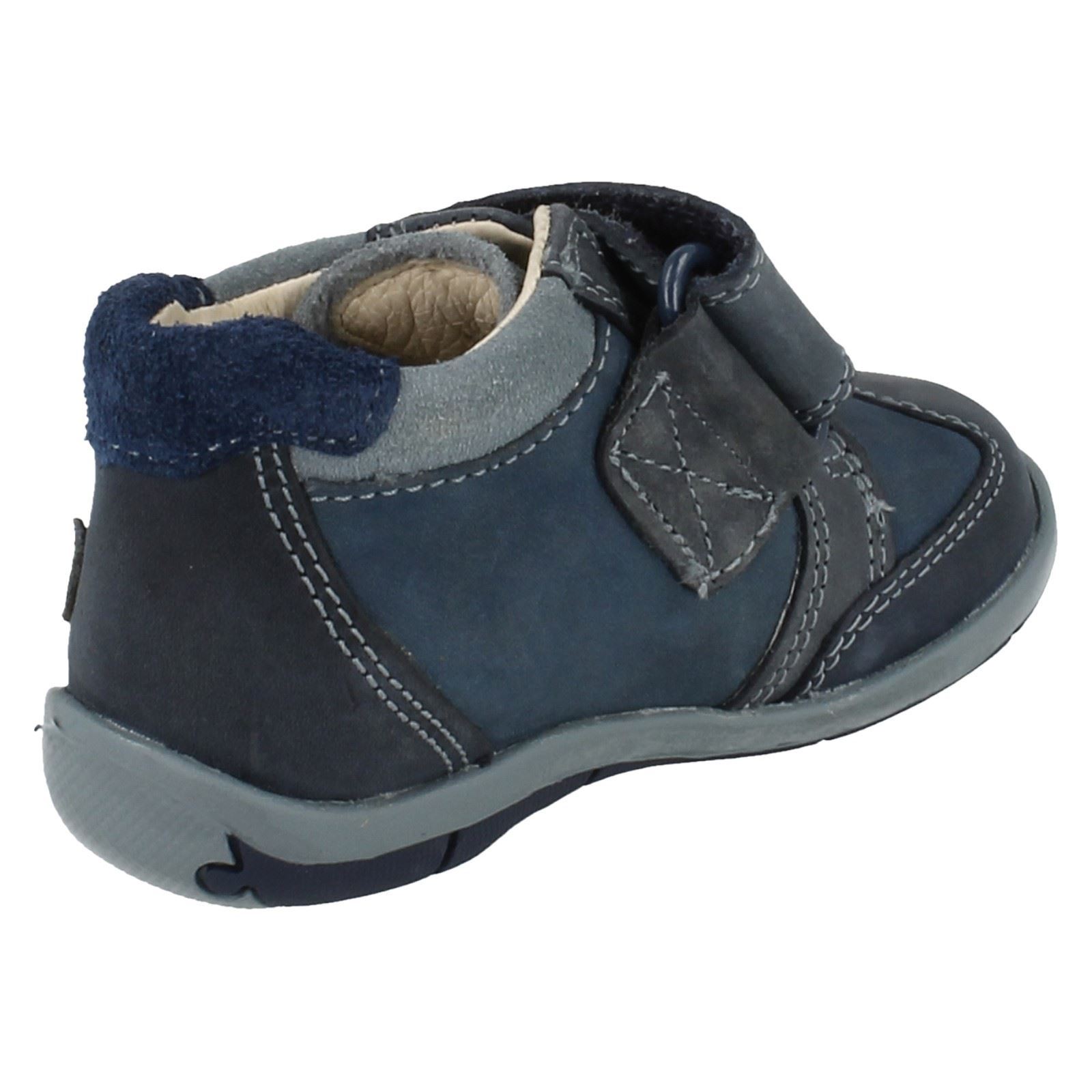 clarks dinosaur boots