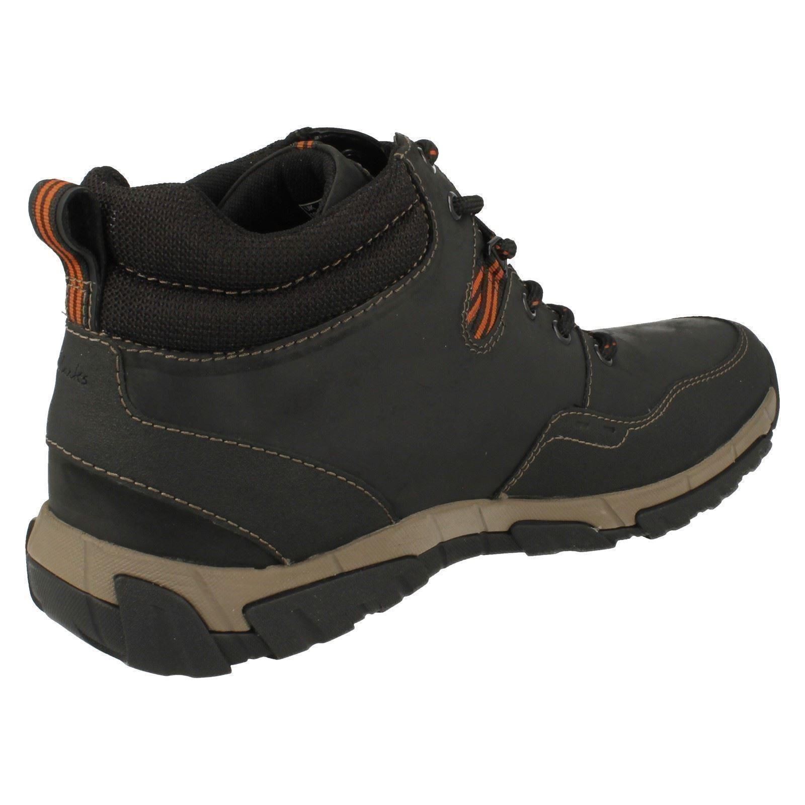 clarks waterproof boots mens