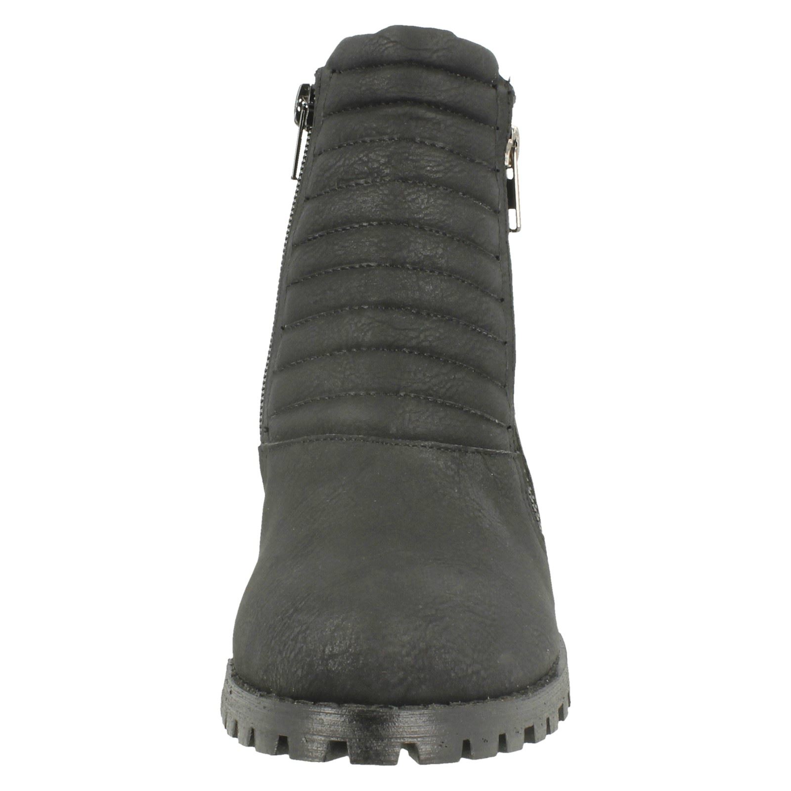 Ladies Spot On Chunky Ankle 'Boots' - Picture 9 of 19