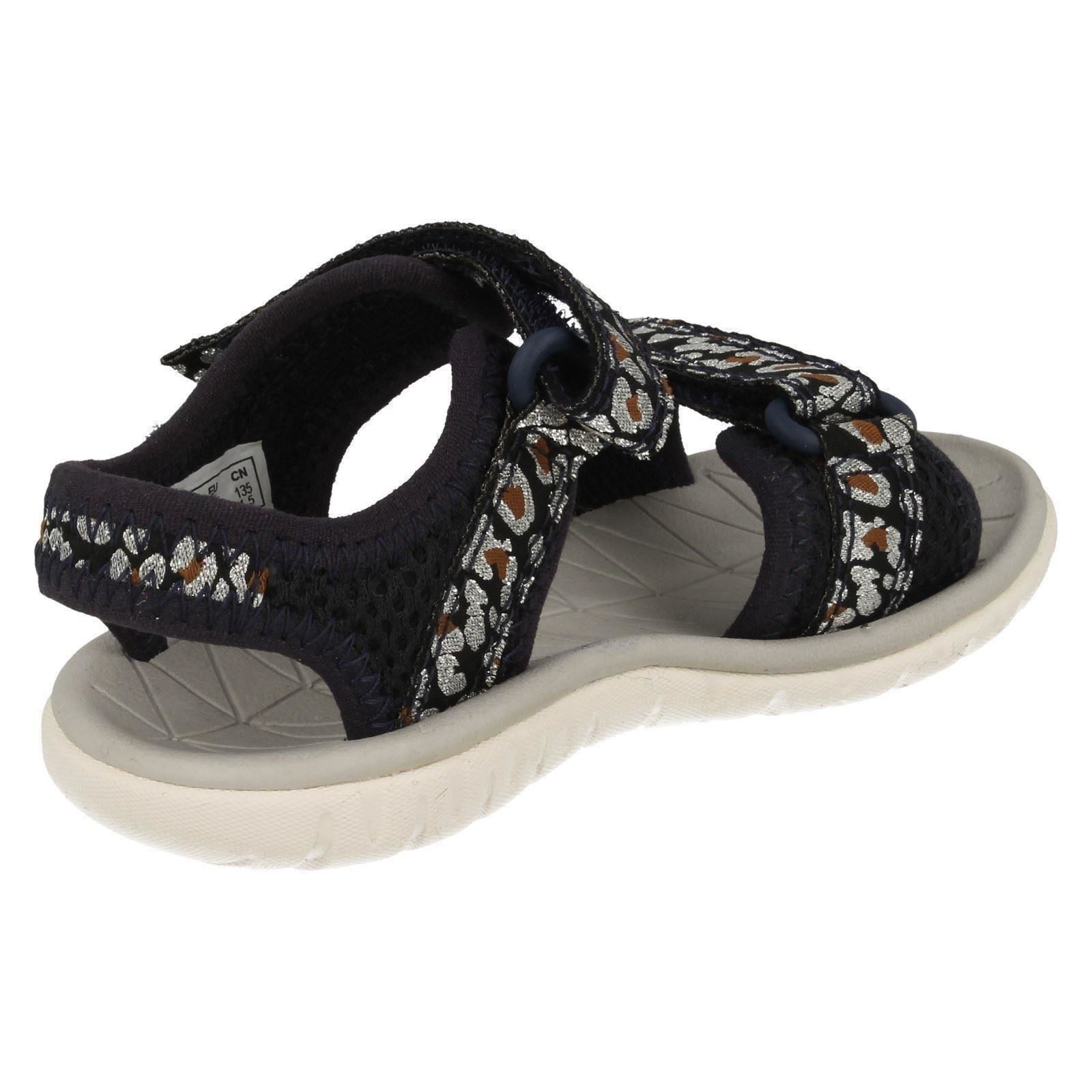 Childrens Clarks Casual Hook & Loop Textile Summer Sandals Surfing Tide K - Picture 42 of 73