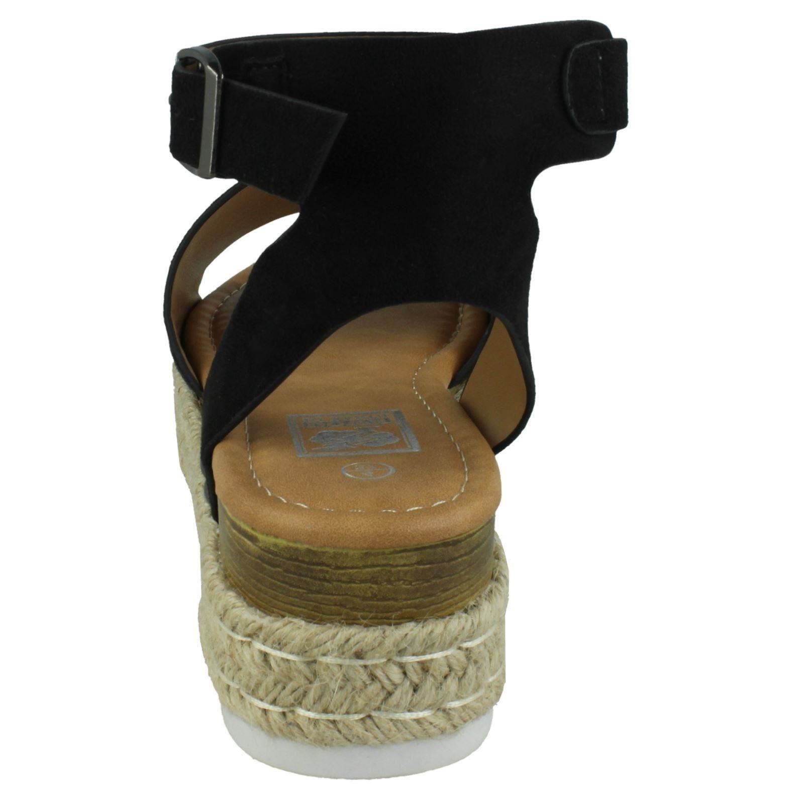 Down To Earth Ladies Flatform Ankle Strap Sandals - Picture 5 of 19