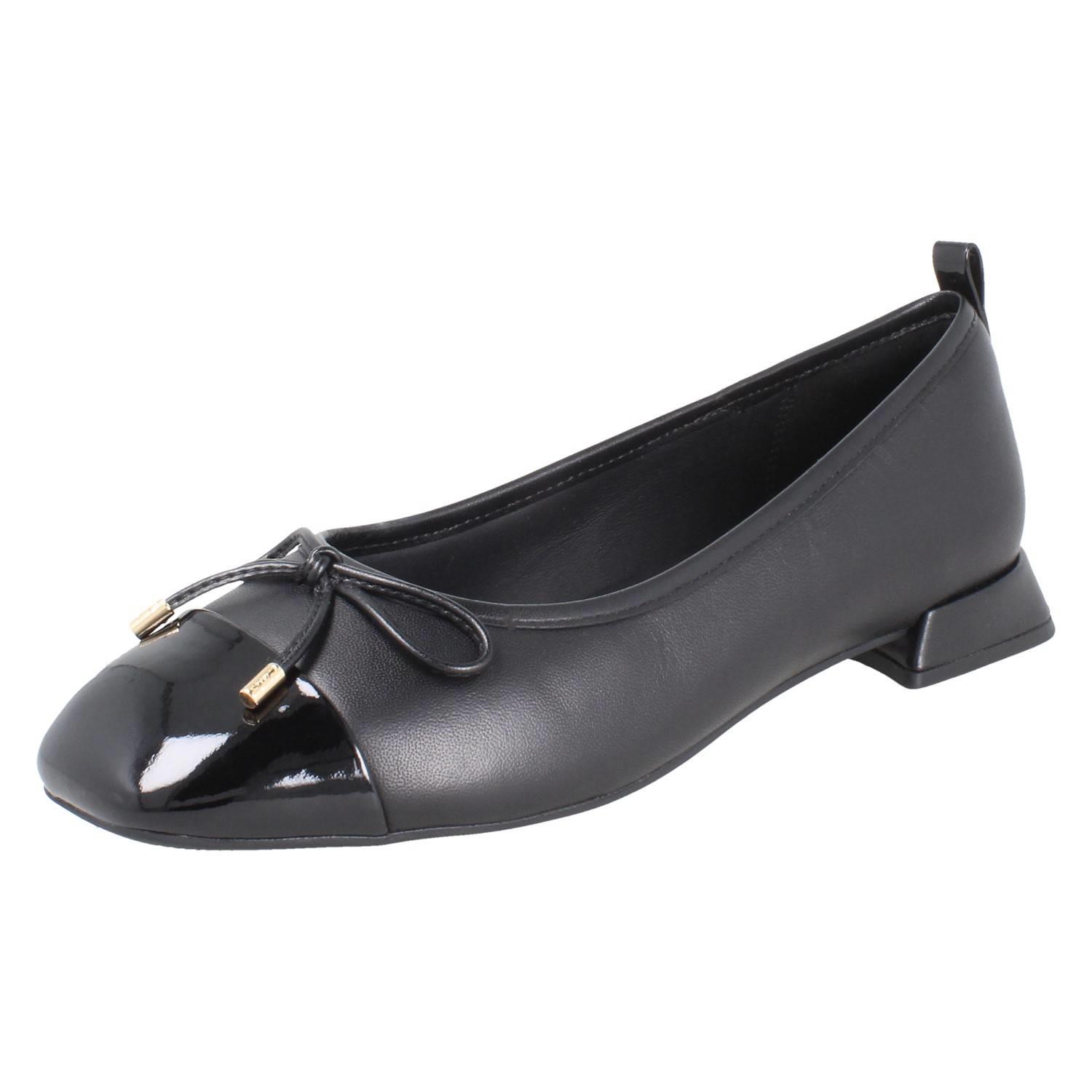 Zapatos de ballet Clarks de cuero con punta cuadrada para dama con detalle de charol: Ubree15 Poppy - Imagen 2 de 10