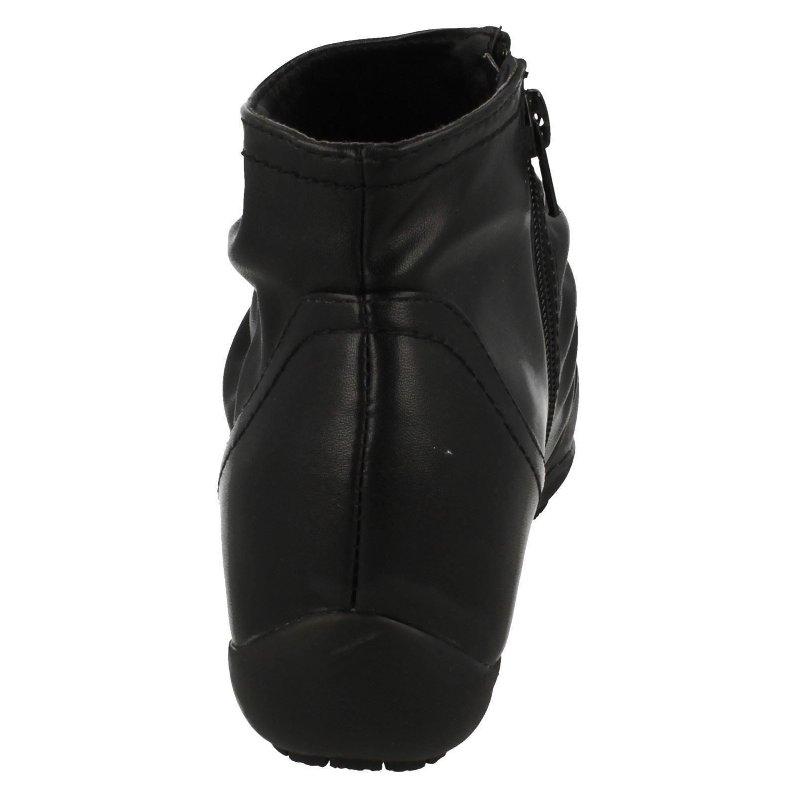 Ladies Down to Earth Casual Ankle Boots 'F5R0675' - Picture 5 of 19