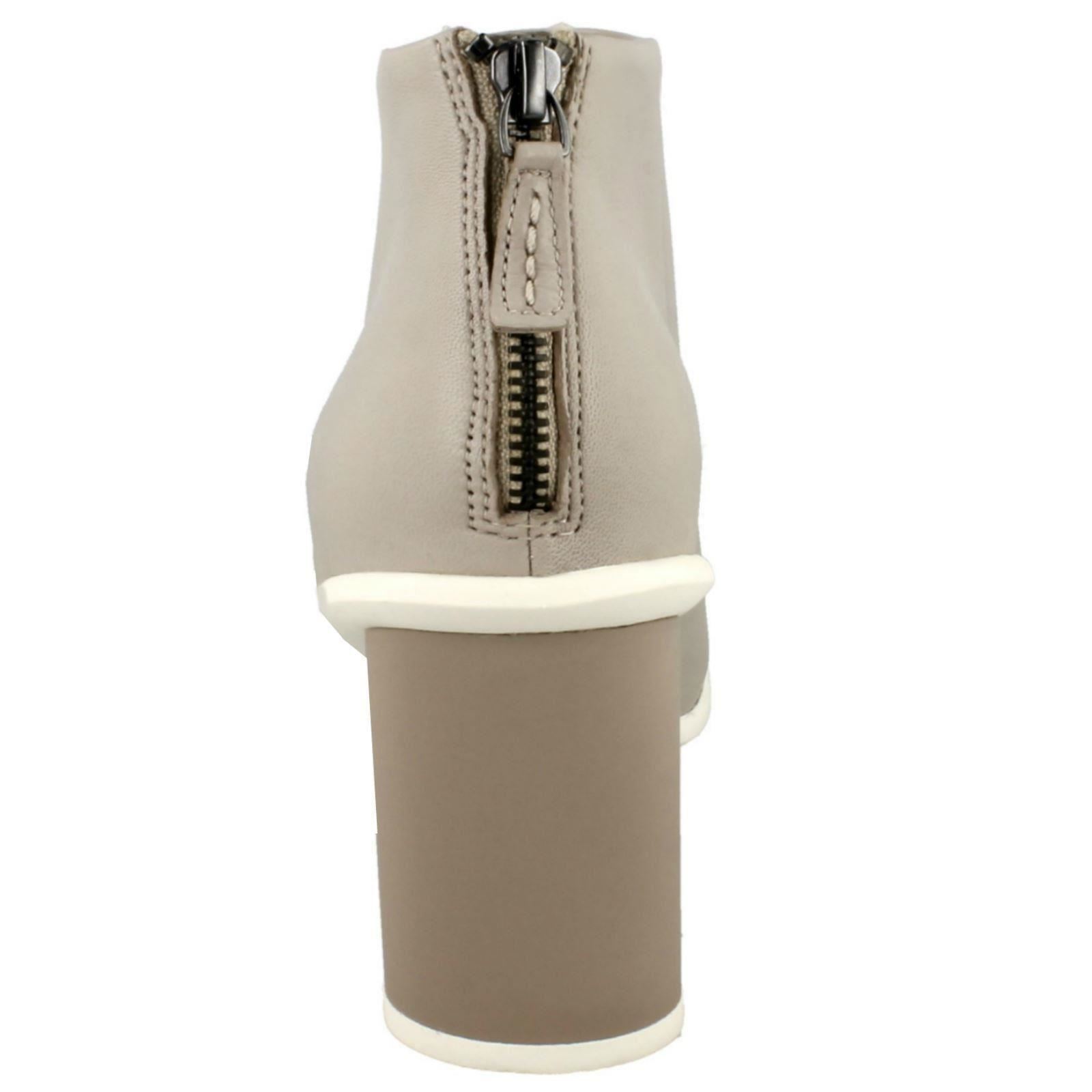 Damas Clarks Imali Peonía Peonía Peonía Peep Toe botas 8d6d35 Damas Clarks Imali Peonía Peonía Peonía Peep Toe botas 8d6d35