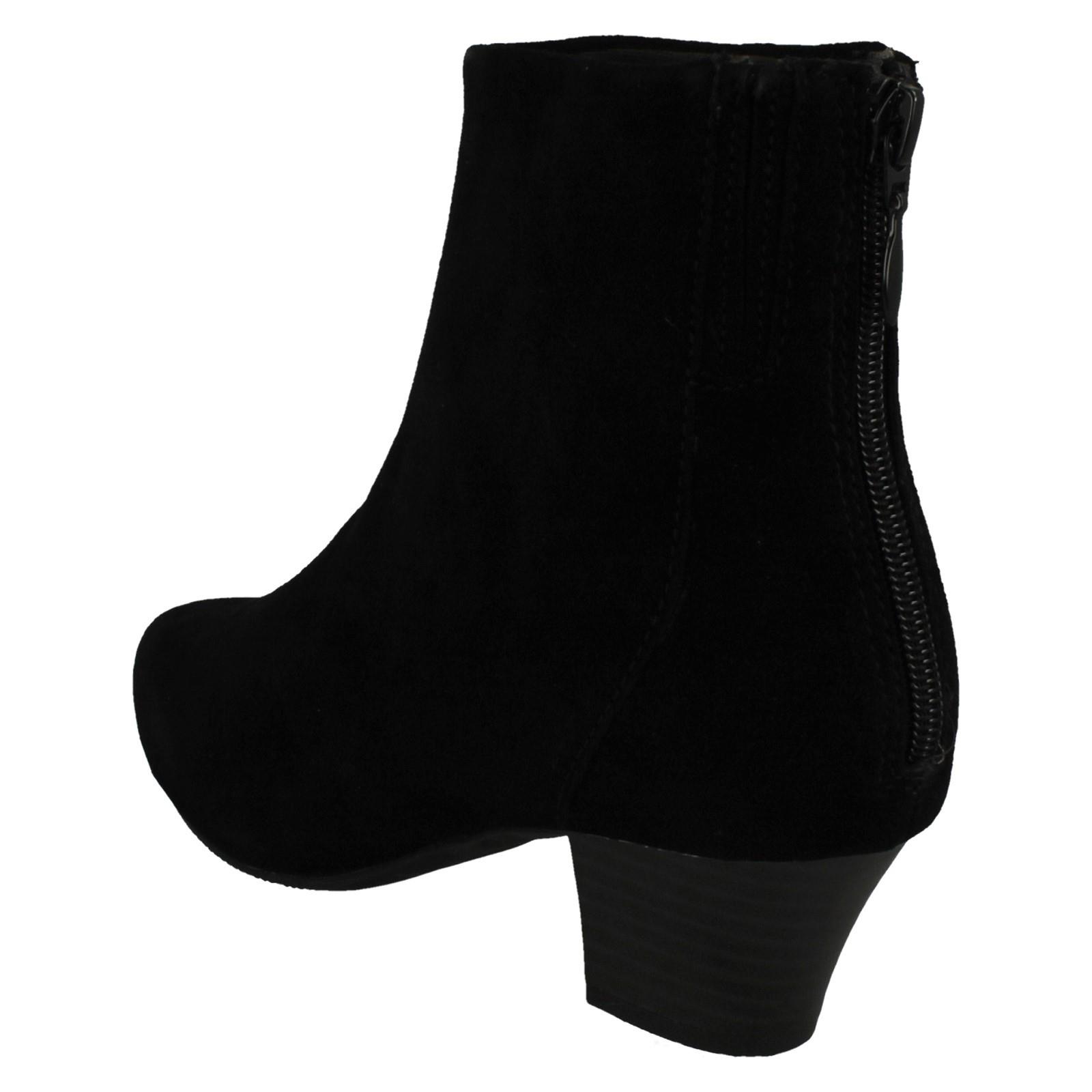 Damen Clarks Stiefeletten mit Absatz "Teresa Boot" - Bild 10 von 10